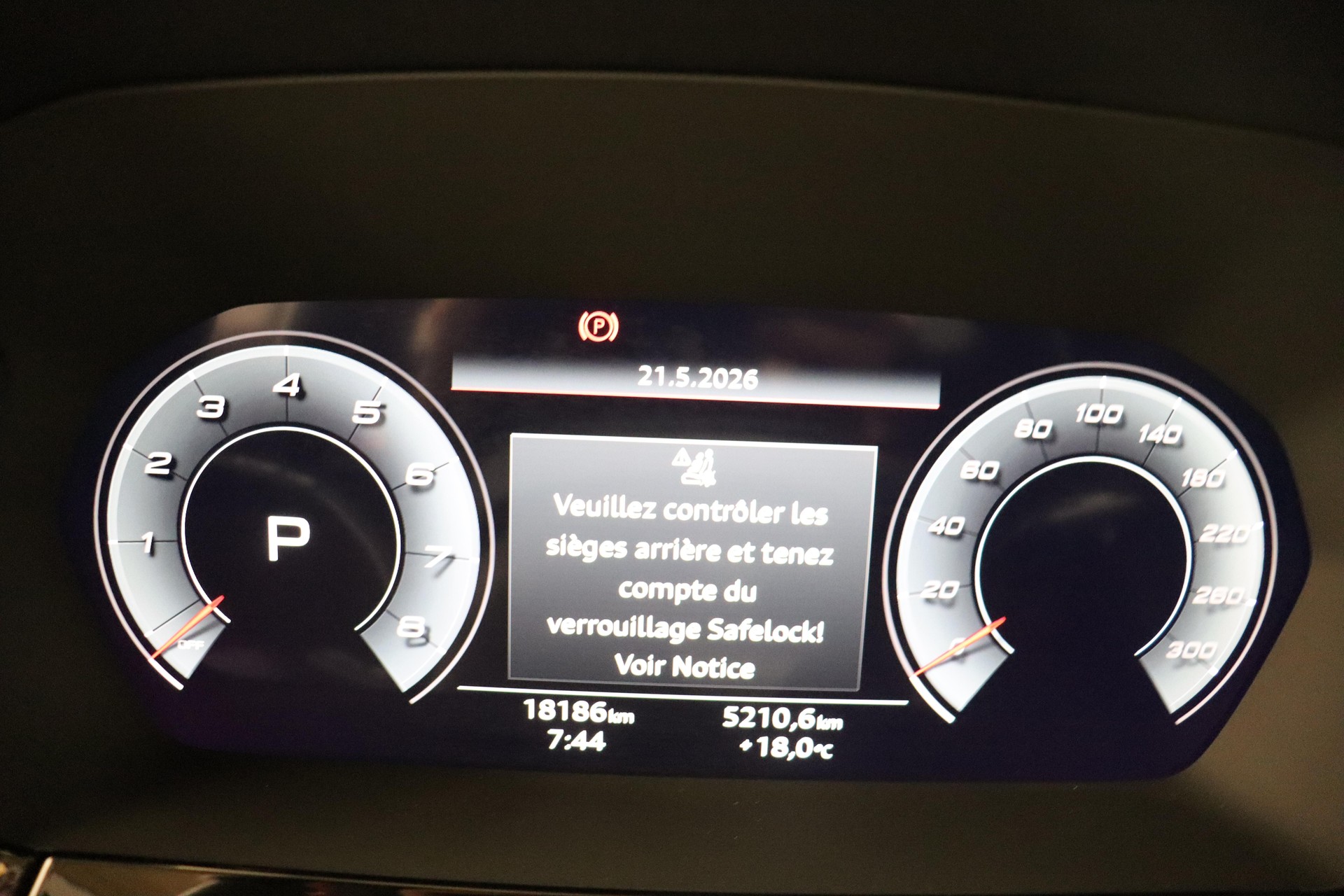 AUDI S3 Sportback 2.0 TFSI quattro S-Tronic-image-14