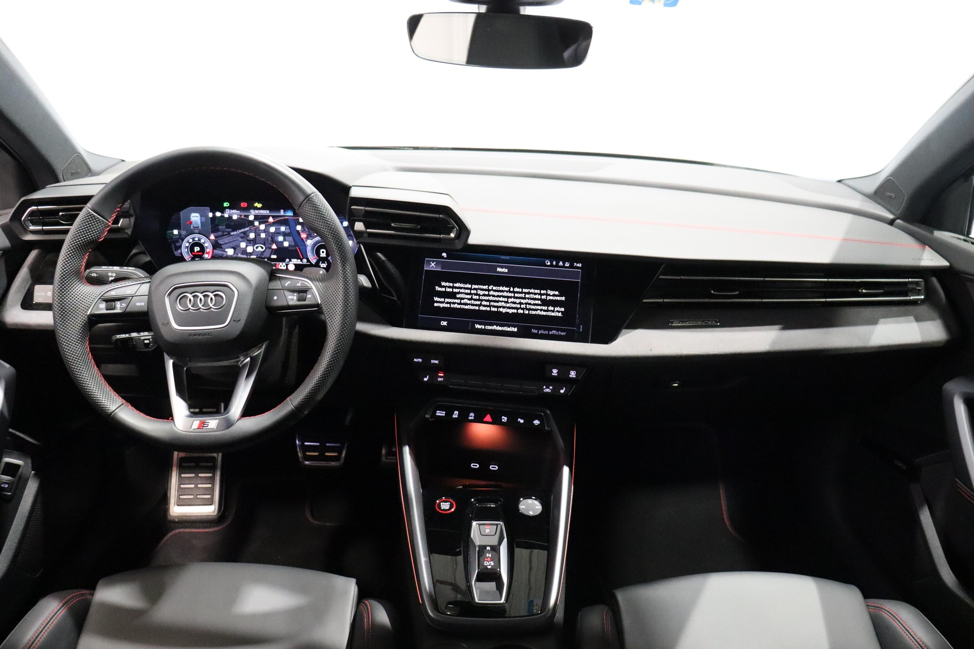 AUDI S3 Sportback 2.0 TFSI quattro S-Tronic-image-9