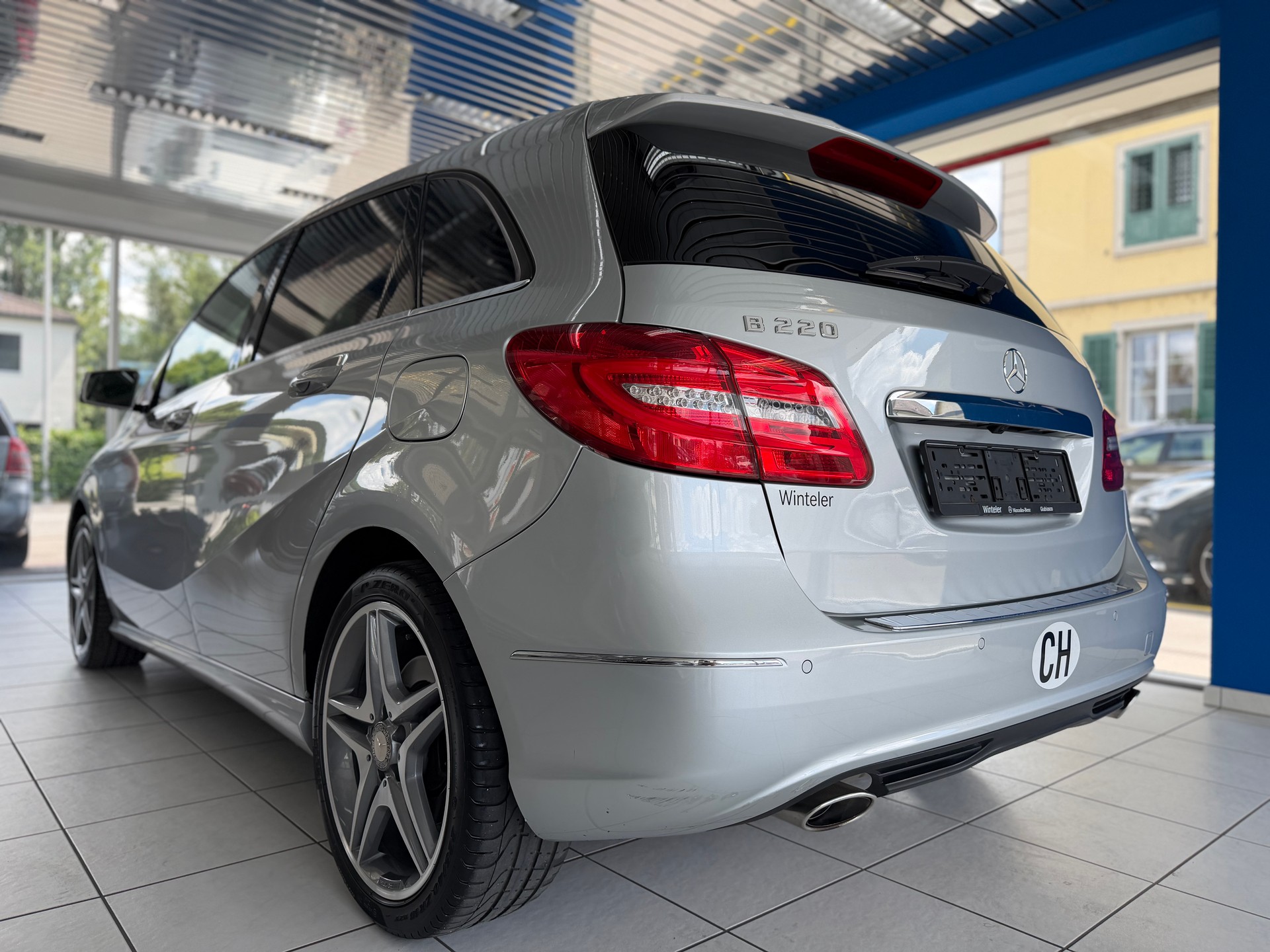MERCEDES-BENZ B 220 CDI 7G-DCT-image-7
