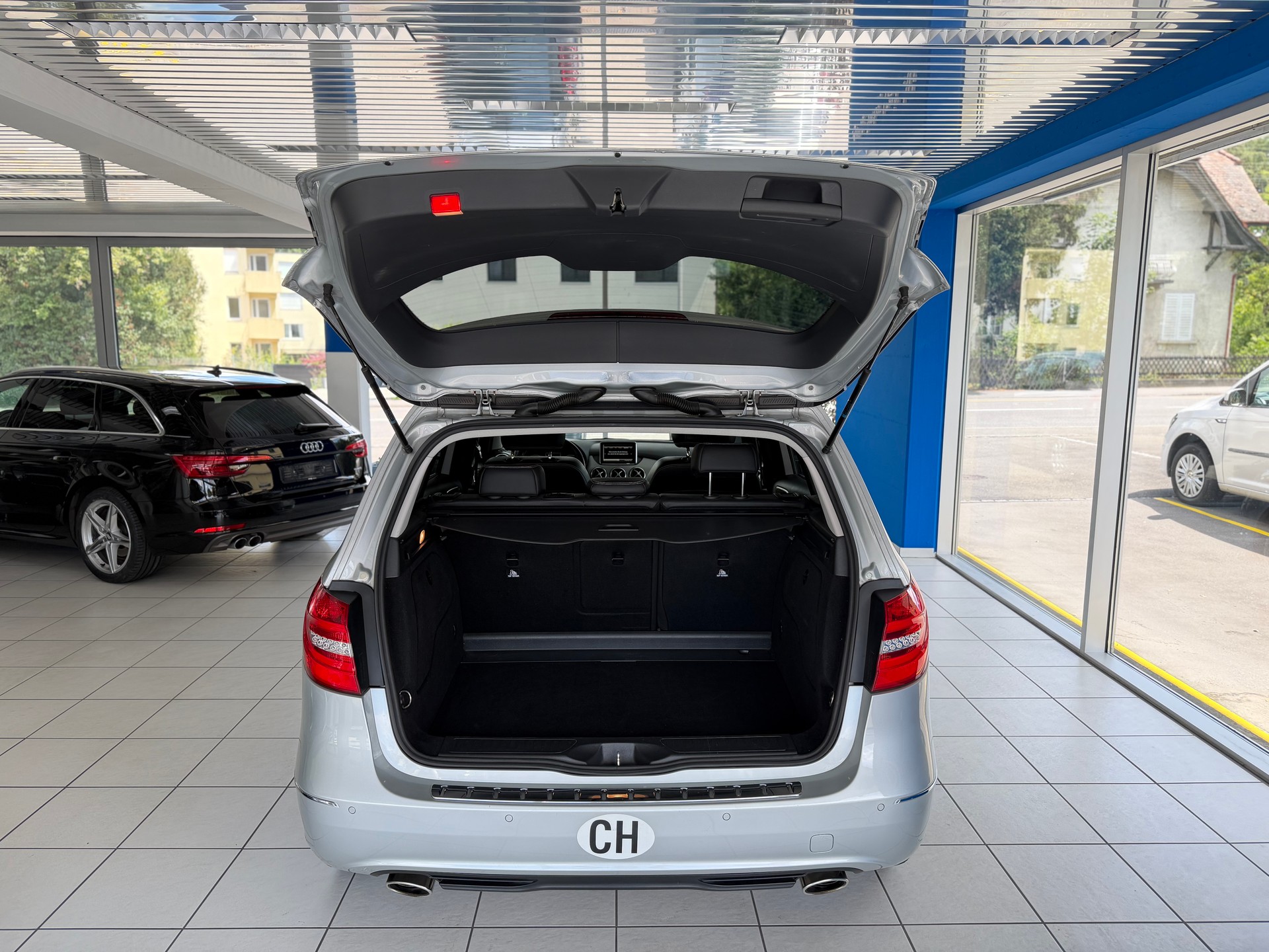 MERCEDES-BENZ B 220 CDI 7G-DCT-image-8