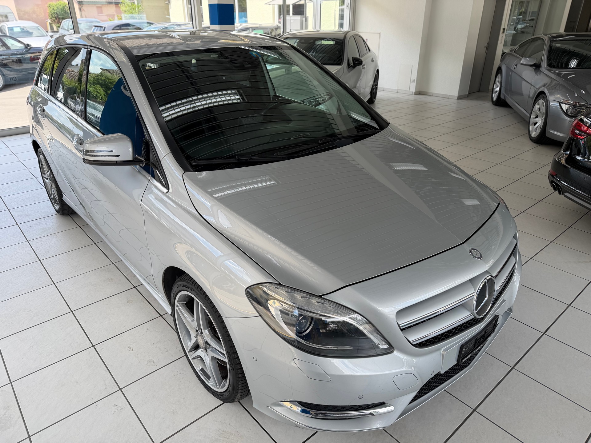 MERCEDES-BENZ B 220 CDI 7G-DCT-image-2