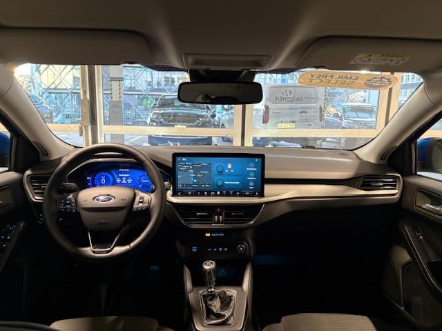 FORD Focus Station Wagon 1.0i EcoB Hybrid 125 Cool & Connect-image-10