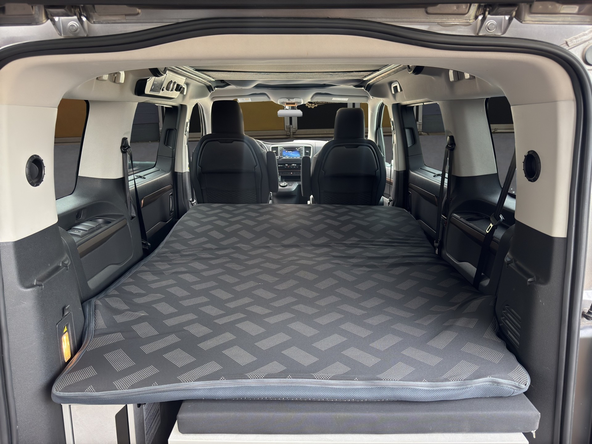 TOYOTA Proace Crosscamp 2.0d-image-15