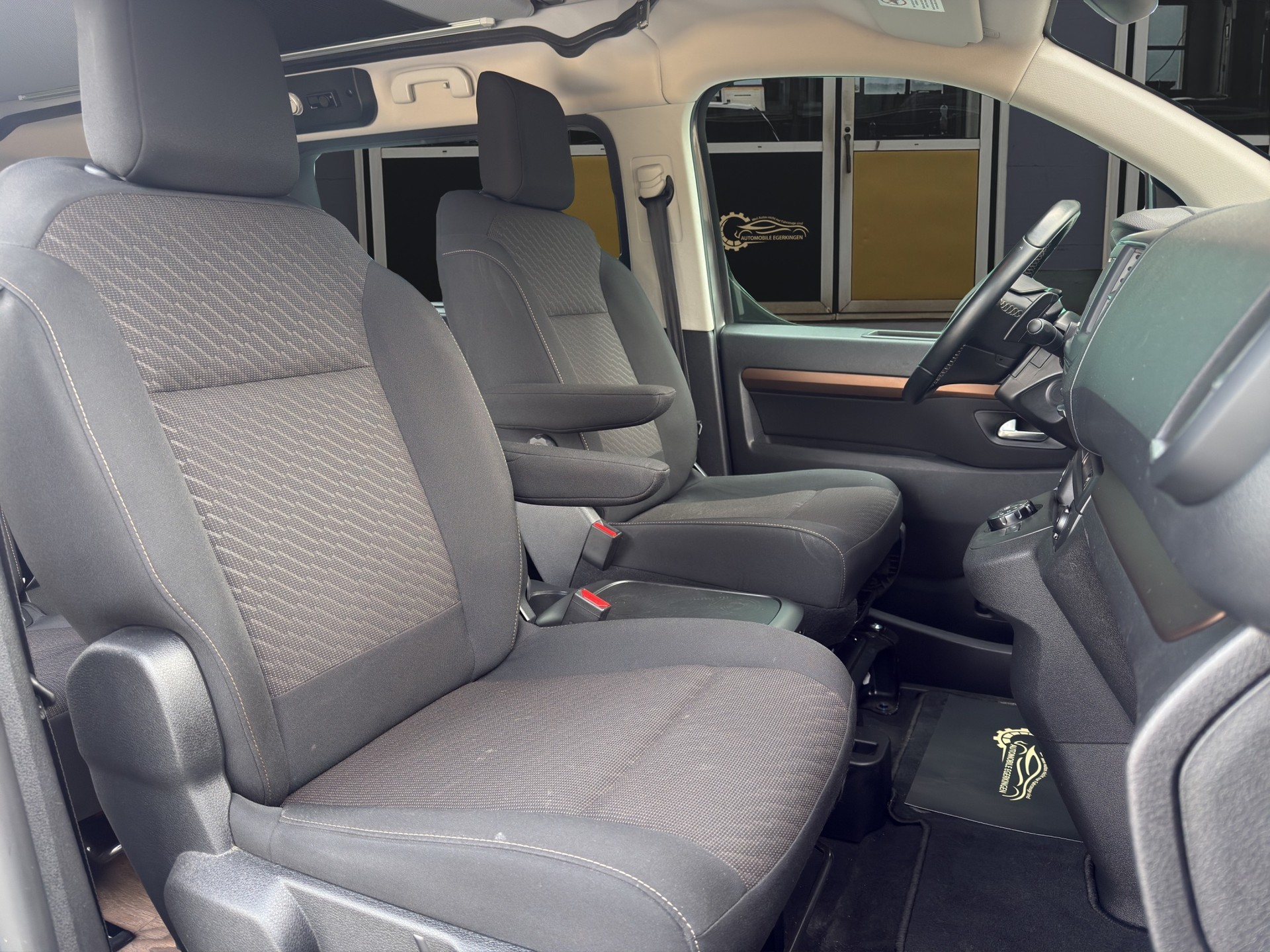 TOYOTA Proace Crosscamp 2.0d-image-9