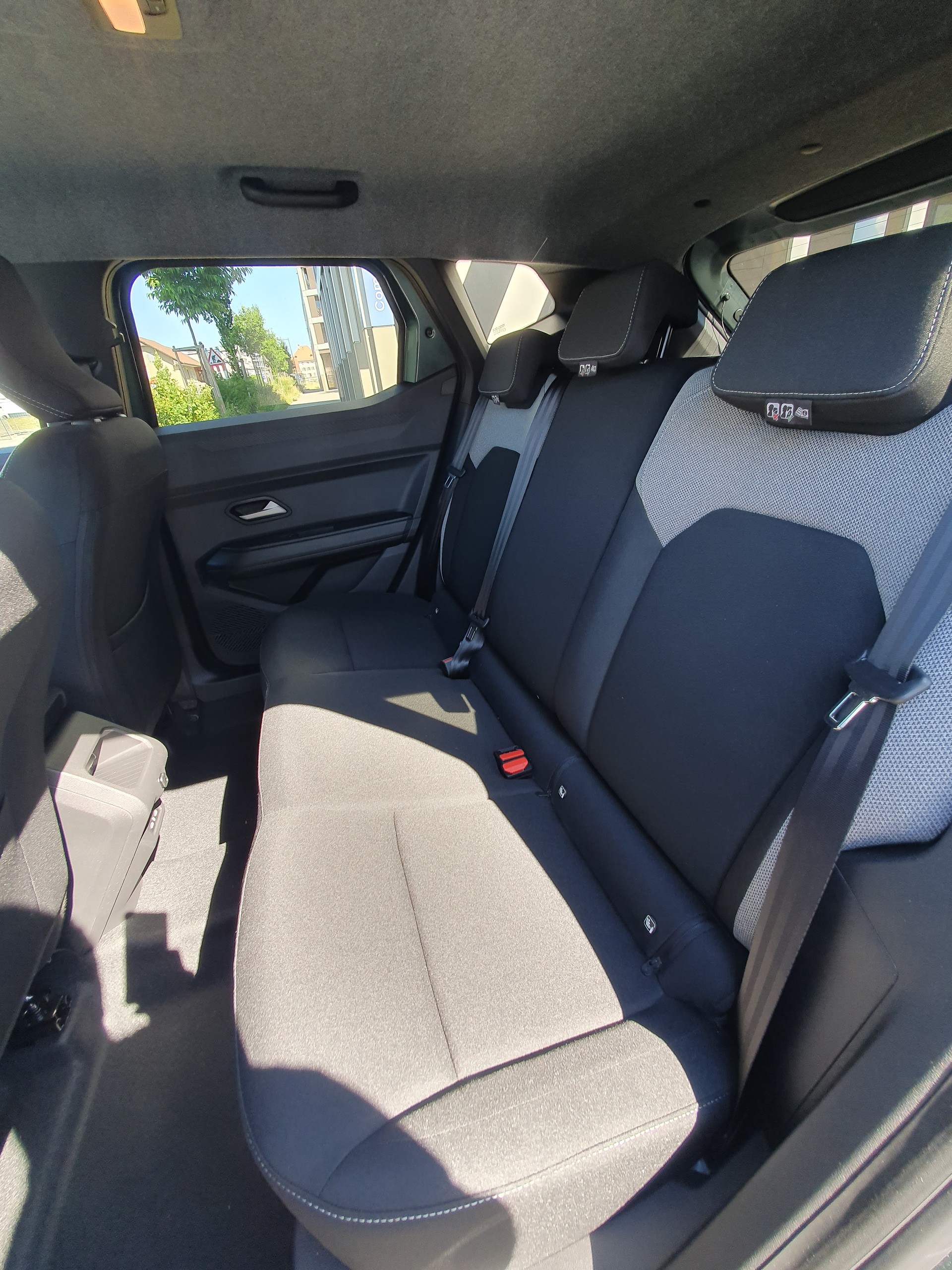DACIA Duster TCe 150 48V Journey 4x4-image-7
