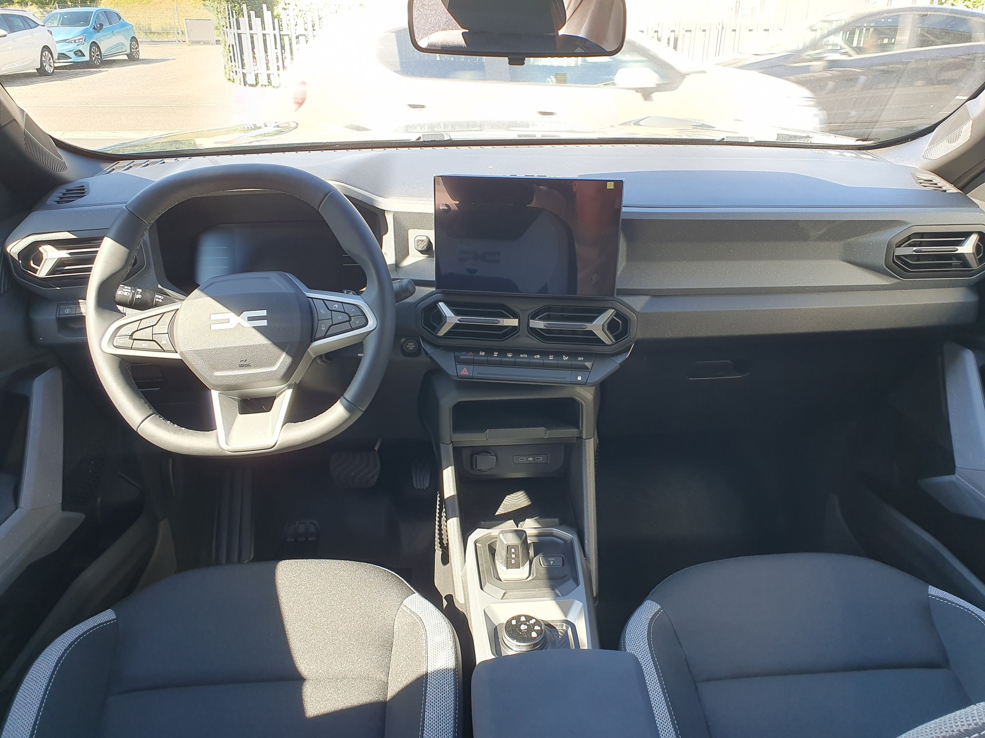 DACIA Duster TCe 150 48V Journey 4x4-image-6