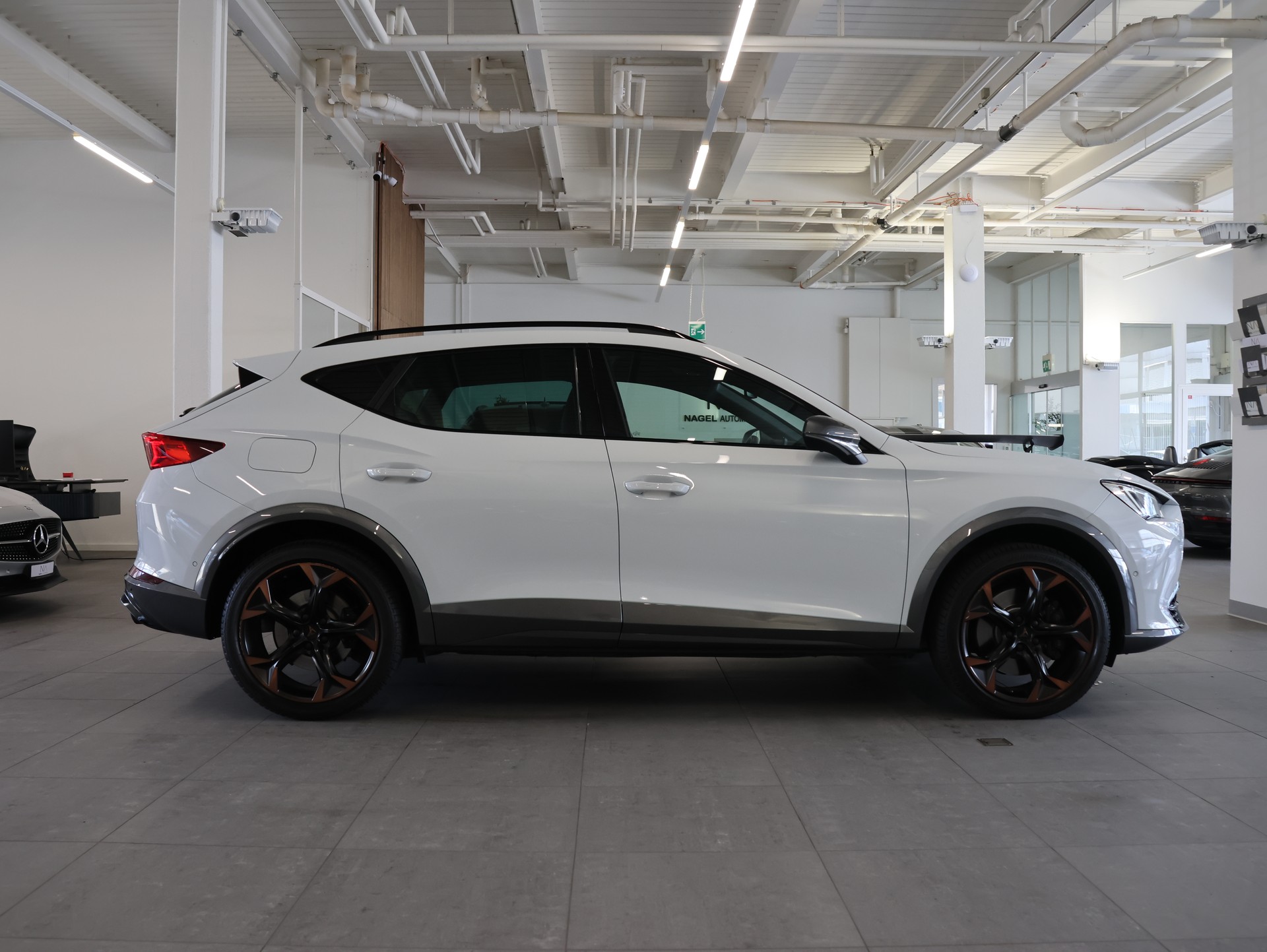 CUPRA Formentor 2.0TSI VZ 4Drive DSG *Rückfahrkamera* *Panoramadach* *Sitzheizung*-image-6