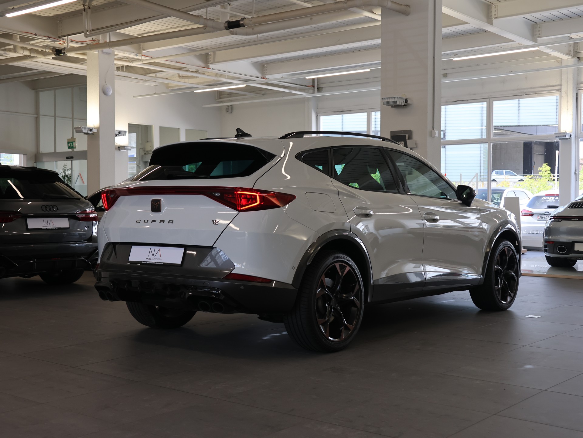 CUPRA Formentor 2.0TSI VZ 4Drive DSG *Rückfahrkamera* *Panoramadach* *Sitzheizung*-image-5