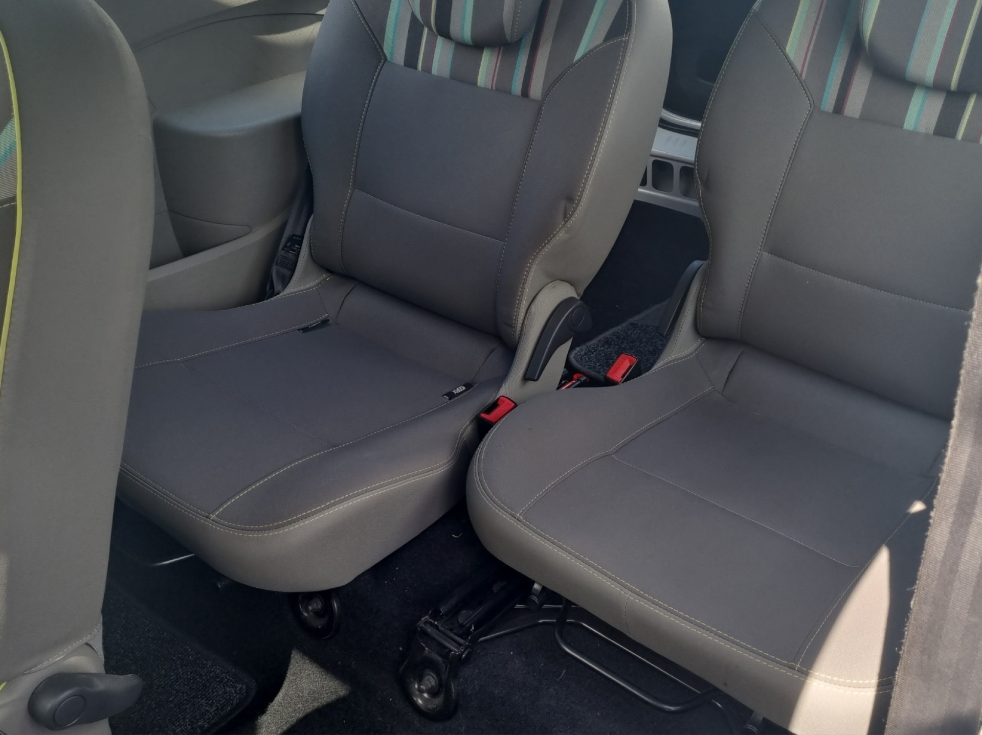 RENAULT Twingo 1.2 16V Dynamique Quickshift-image-9