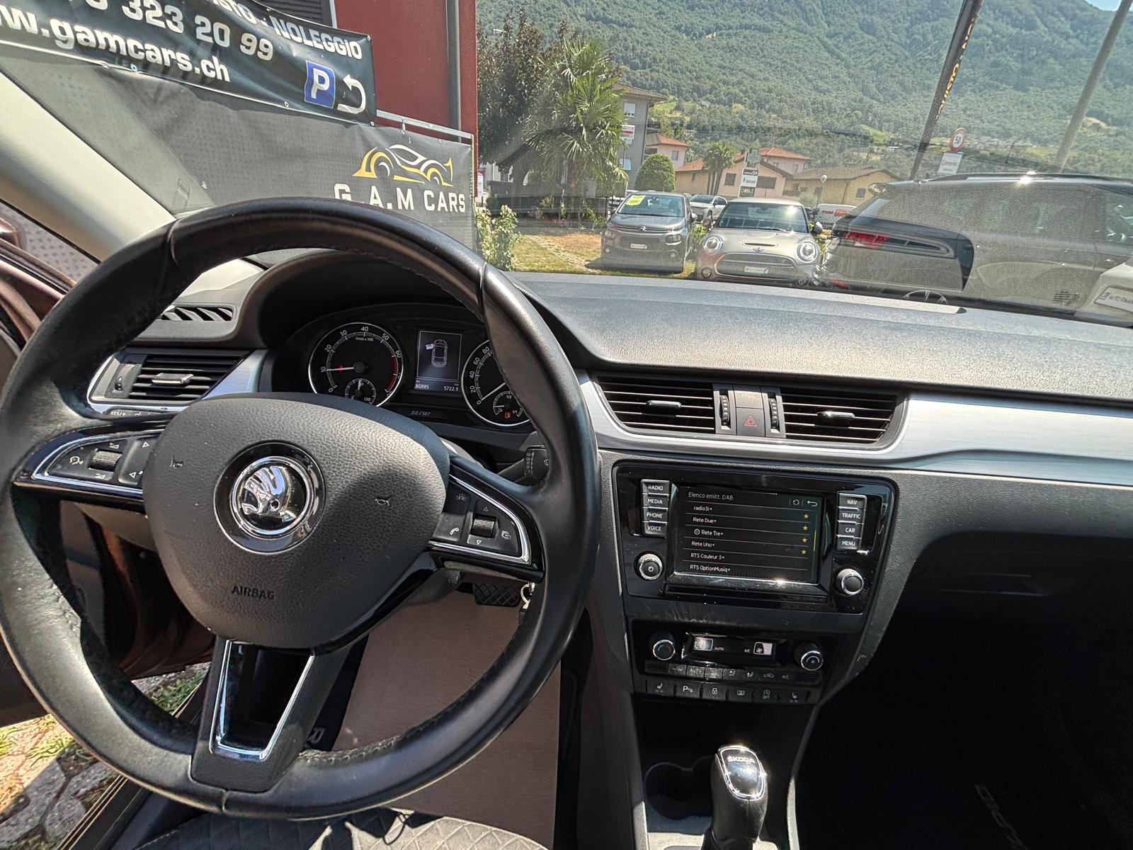 SKODA Rapid Spaceback 1.0 TSI Ambition DSG-image-11