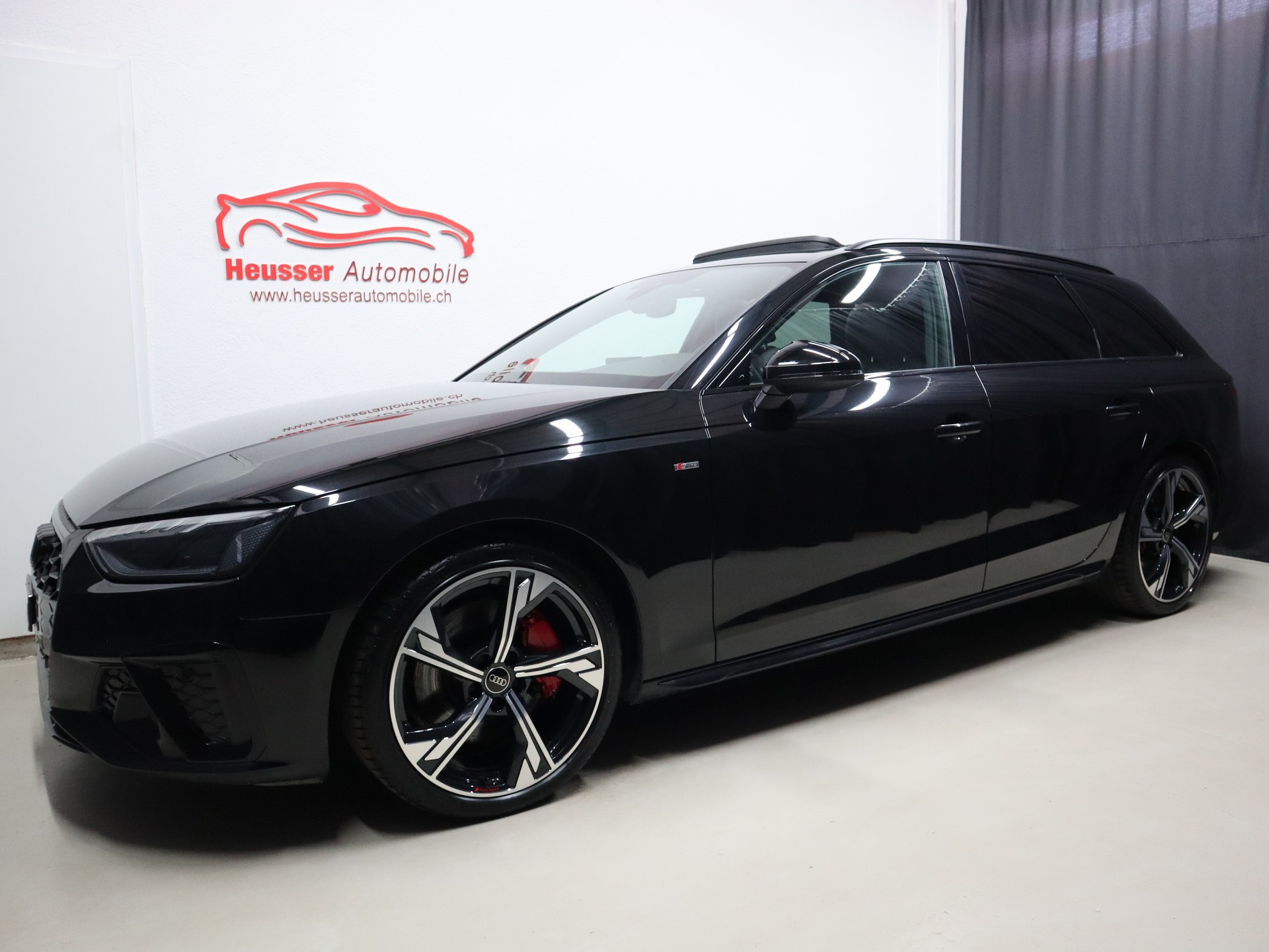 AUDI A4 Avant 45 TFSI S line S-tronic quattro - Competition Edition Plus - Panorama - Navi - Matrix LED - AHK - 265 PS-image-1