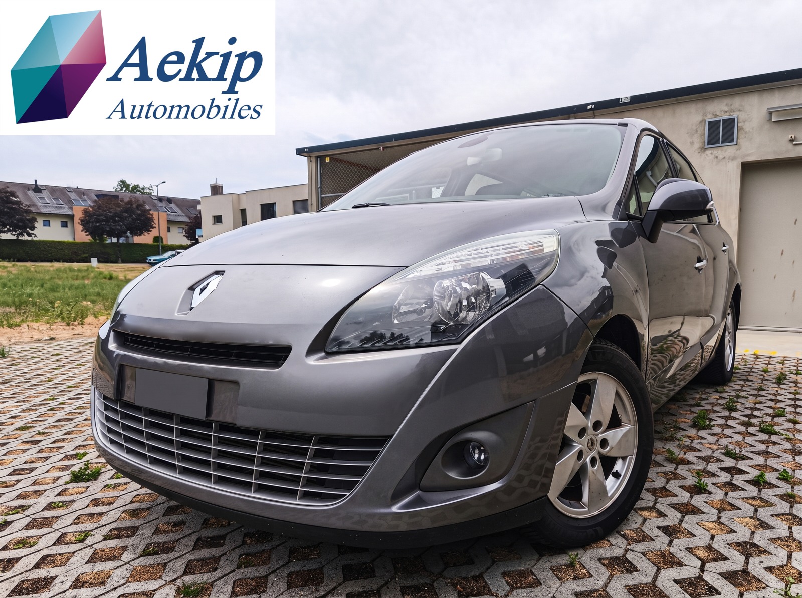 RENAULT Grand Scénic 1.4 16V Turbo Dynamique