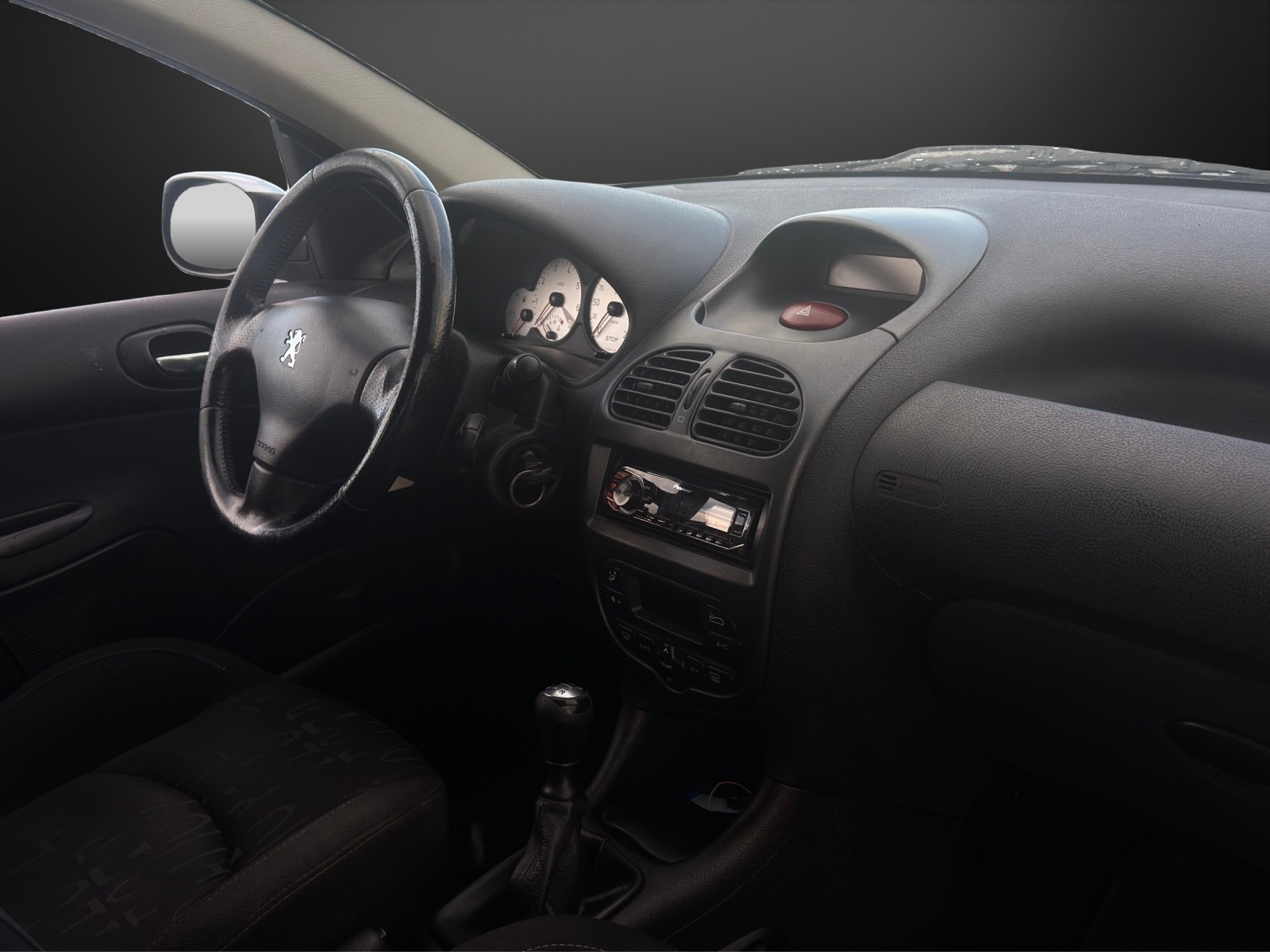 PEUGEOT 206 SW 1.6 16V XS-image-9