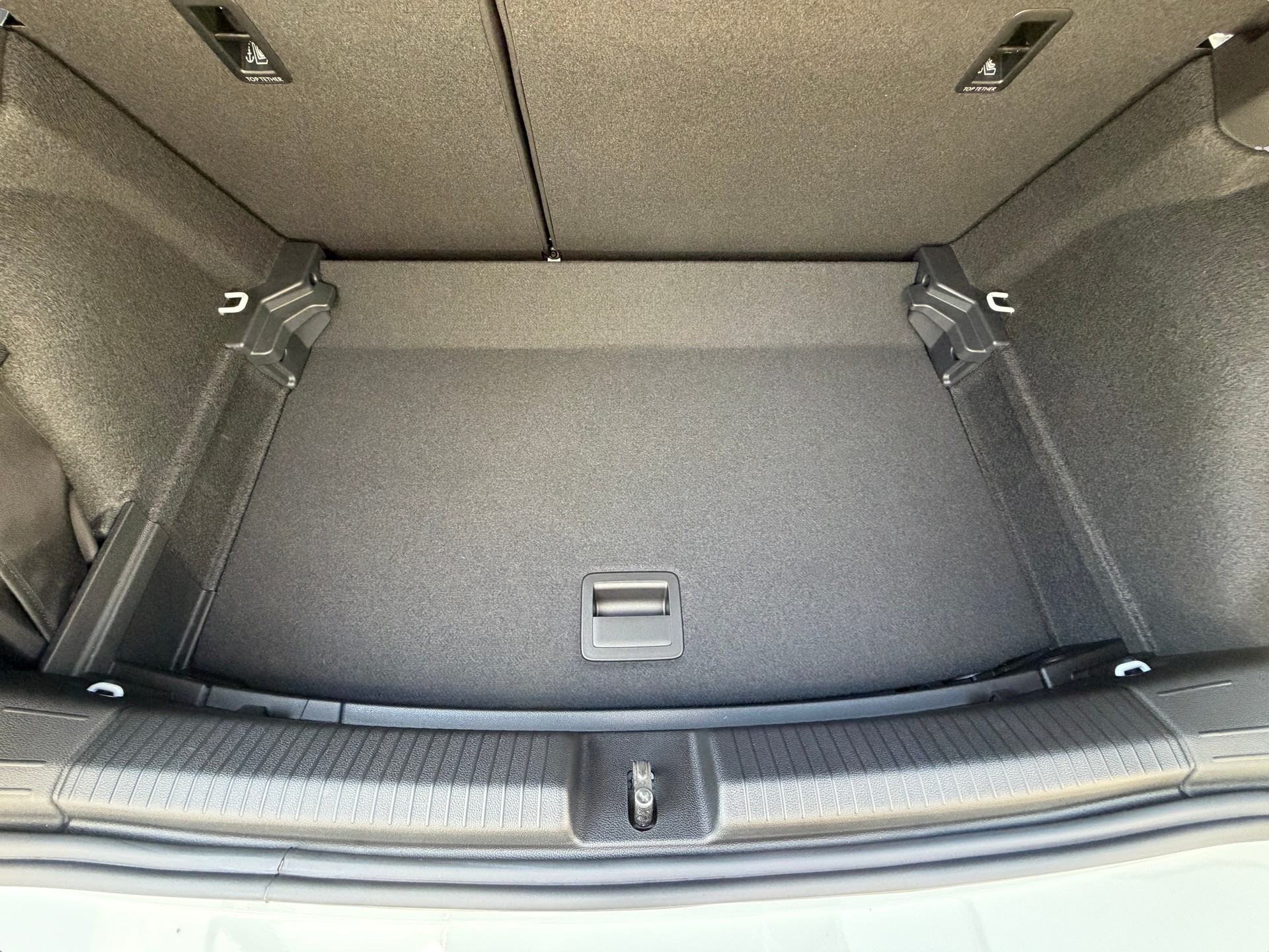VW Polo 1.0 TSI R-Line DSG-image-25