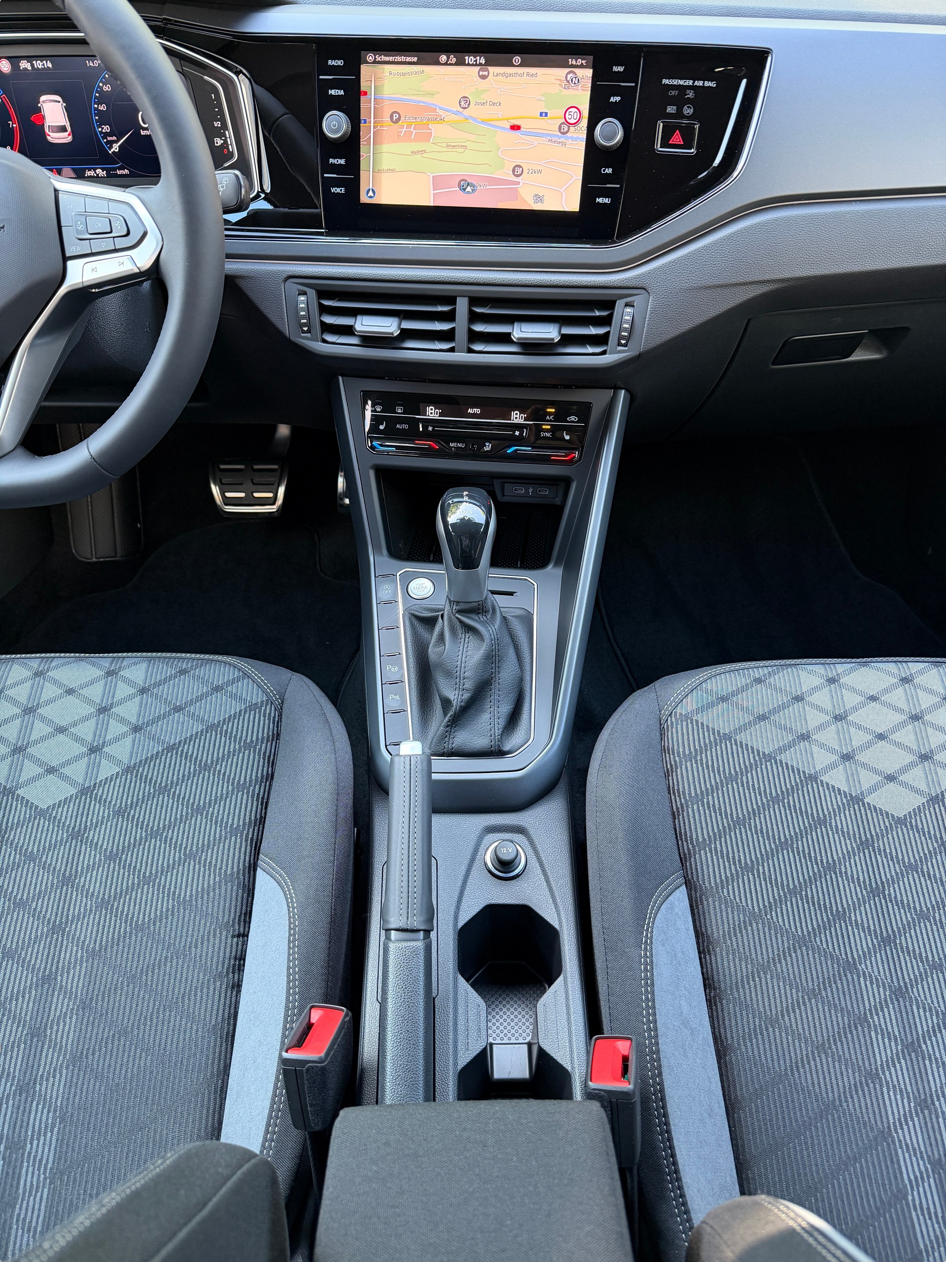 VW Polo 1.0 TSI R-Line DSG-image-10