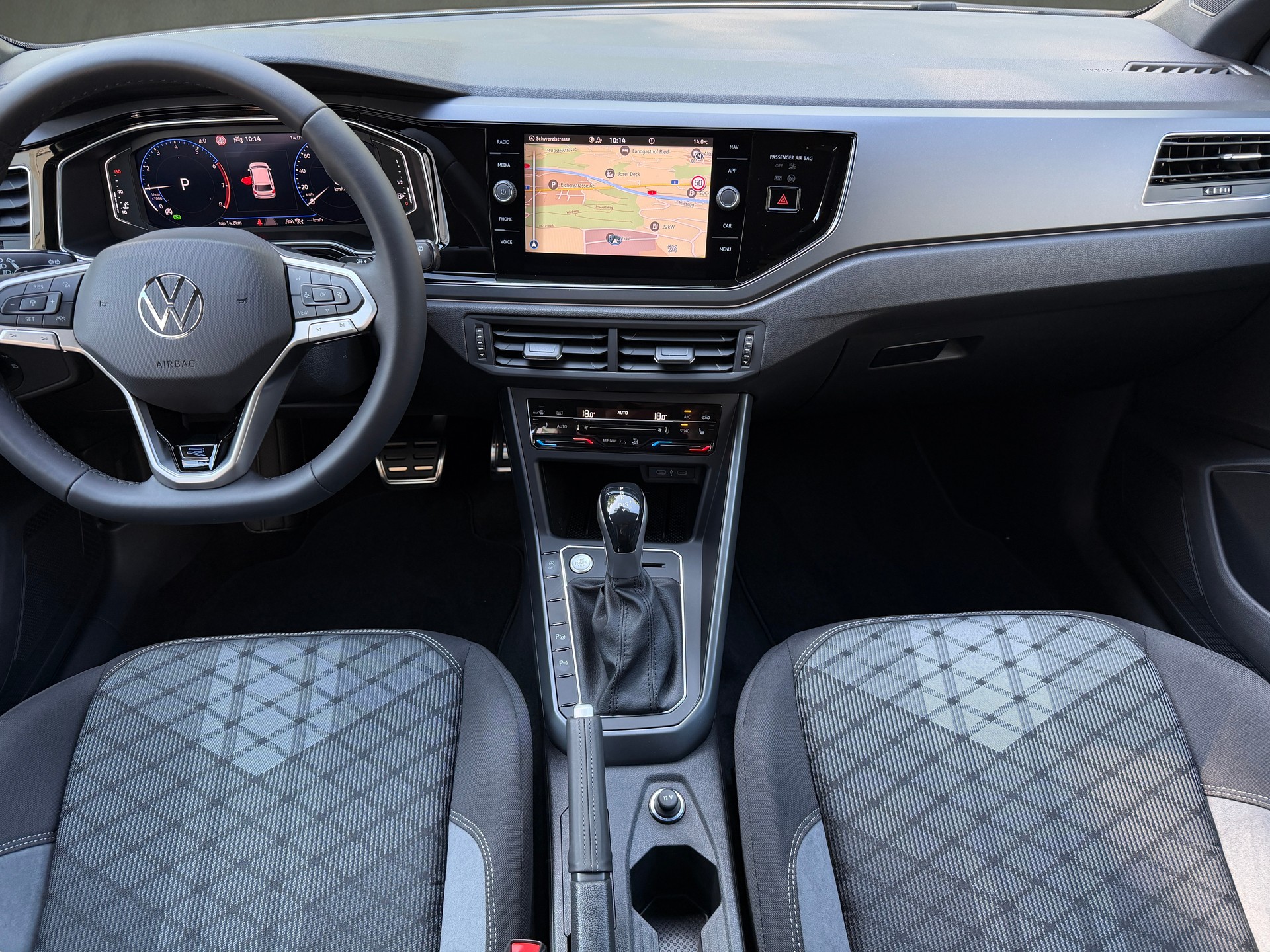 VW Polo 1.0 TSI R-Line DSG-image-8