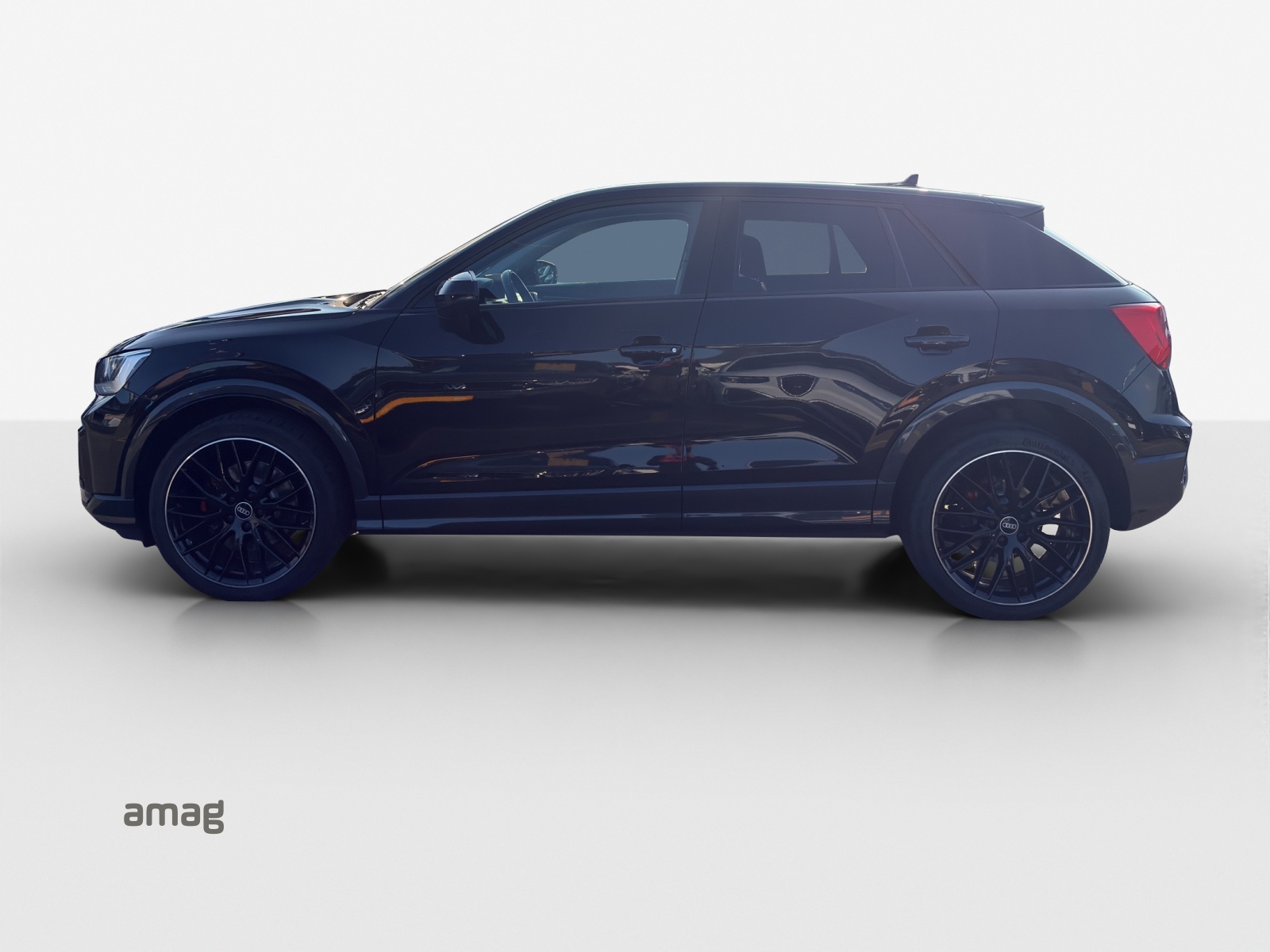 AUDI Q2 35 TFSI advanced S-tronic-showroom-element-1