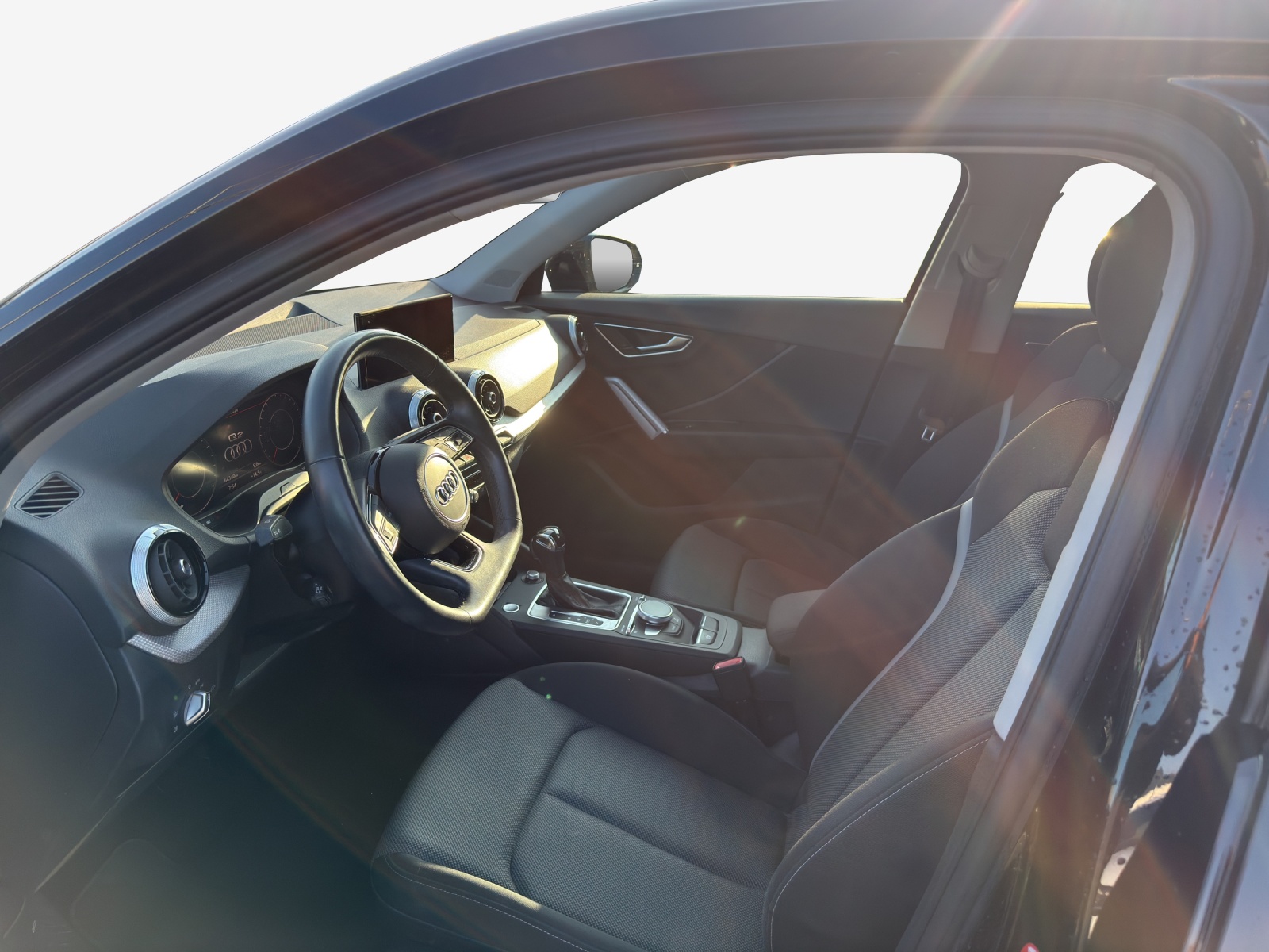 AUDI Q2 35 TFSI advanced S-tronic-image-7