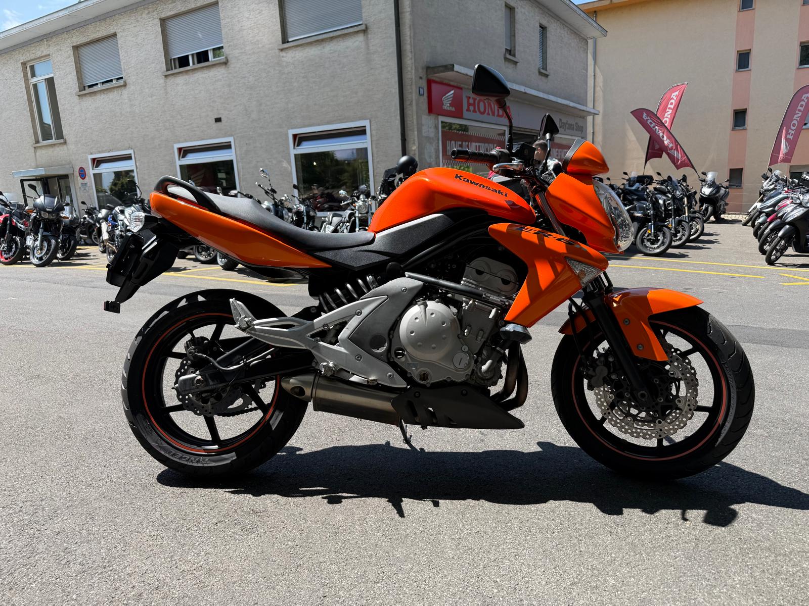 KAWASAKI ER-6 n ABS (25kW)-showroom-element-3