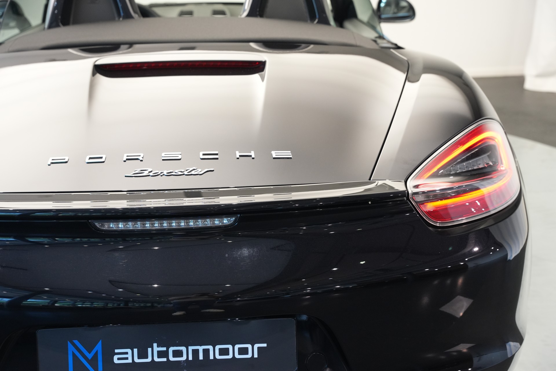 PORSCHE Boxster 2.7 Black Edition PDK *CH-Fahrzeug* *Approved*-image-29