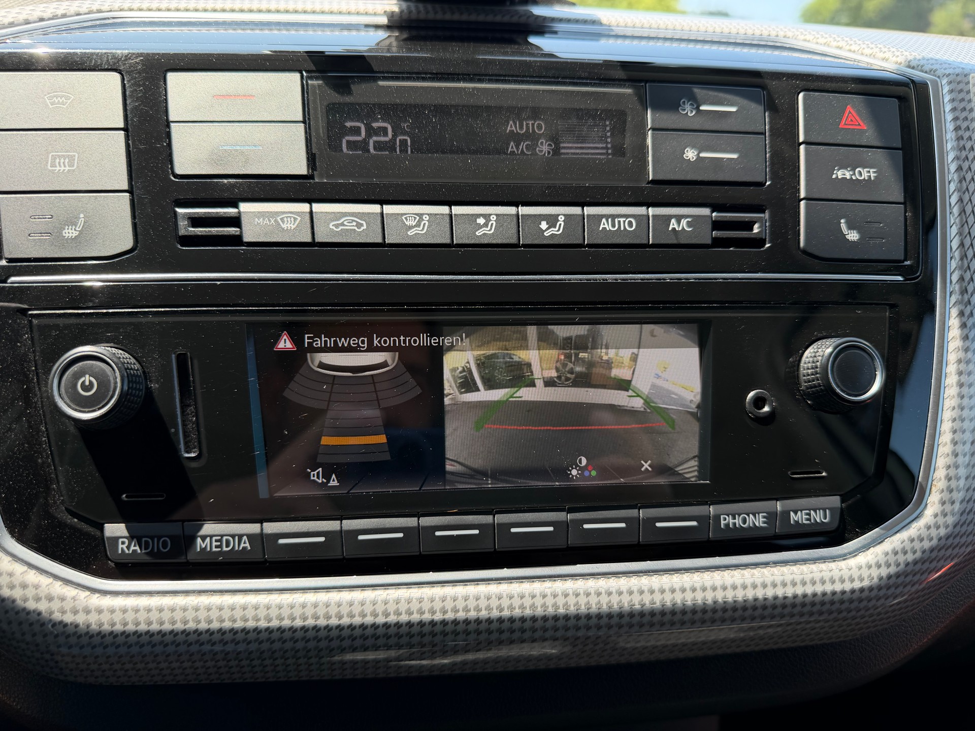 VW e-Up-image-19