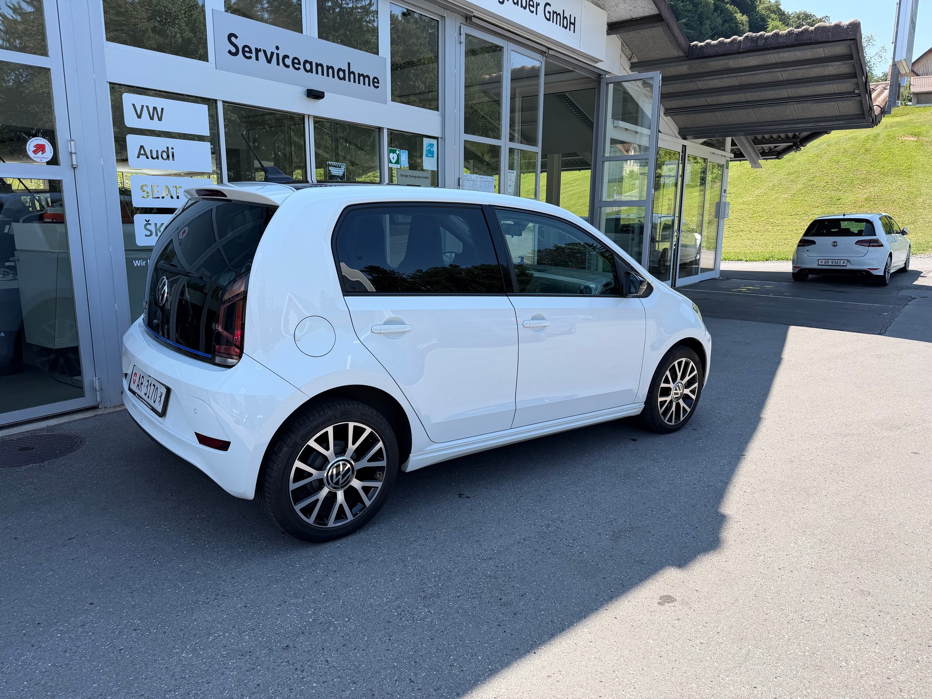 VW e-Up-image-4