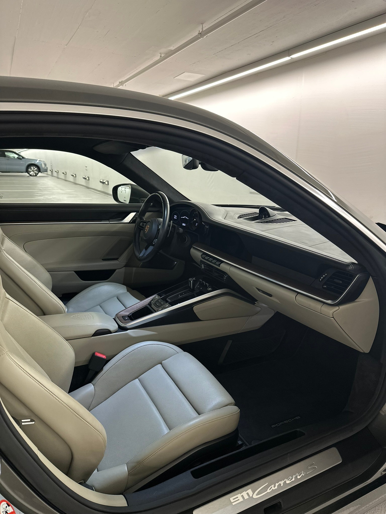 PORSCHE 911 Carrera S PDK-image-8