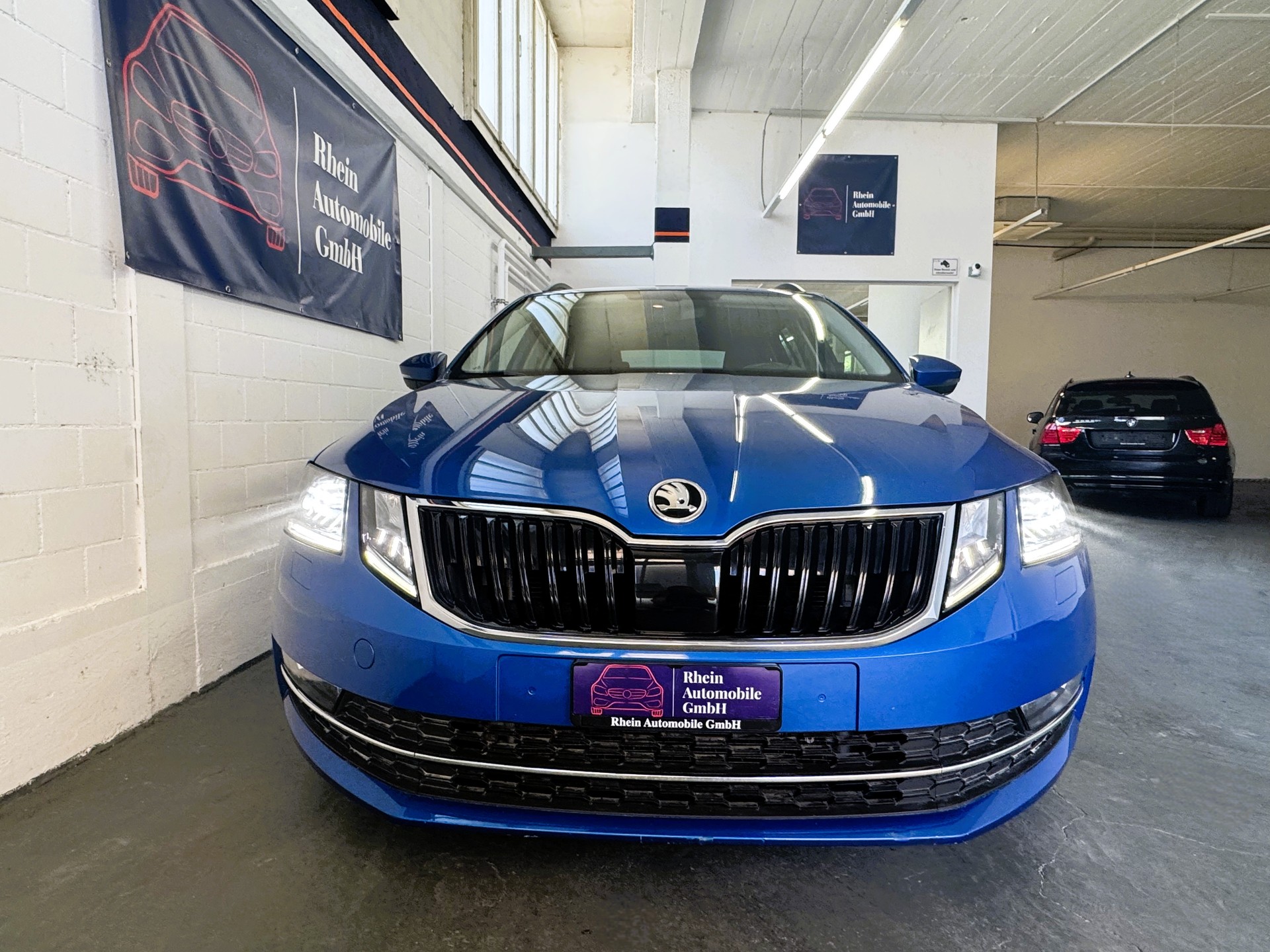 SKODA Octavia Combi 2.0 TDI Style 4x4 DSG-image-1