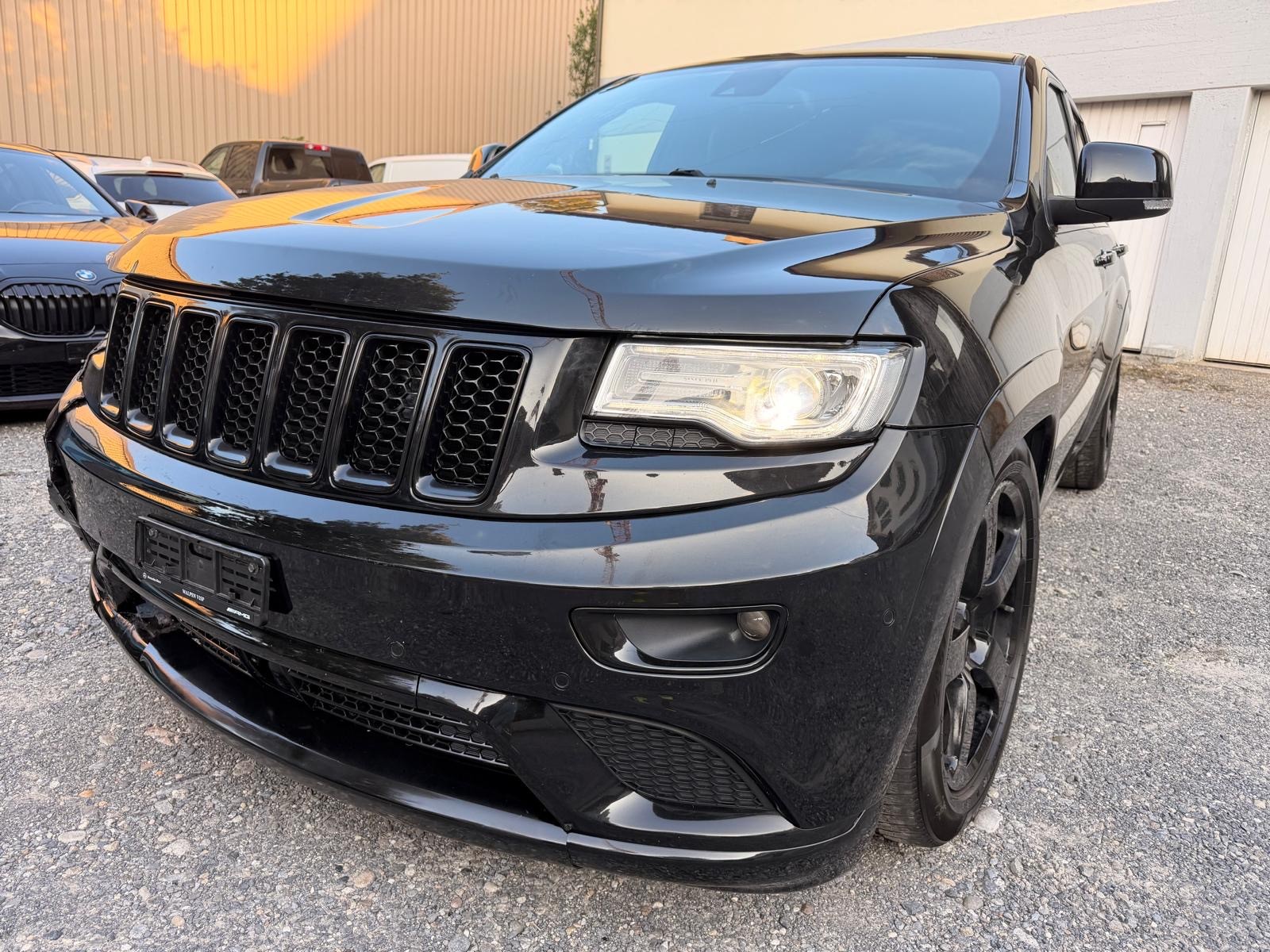 JEEP Grand Cherokee 3.0 CRD Summit Automatic-image-1