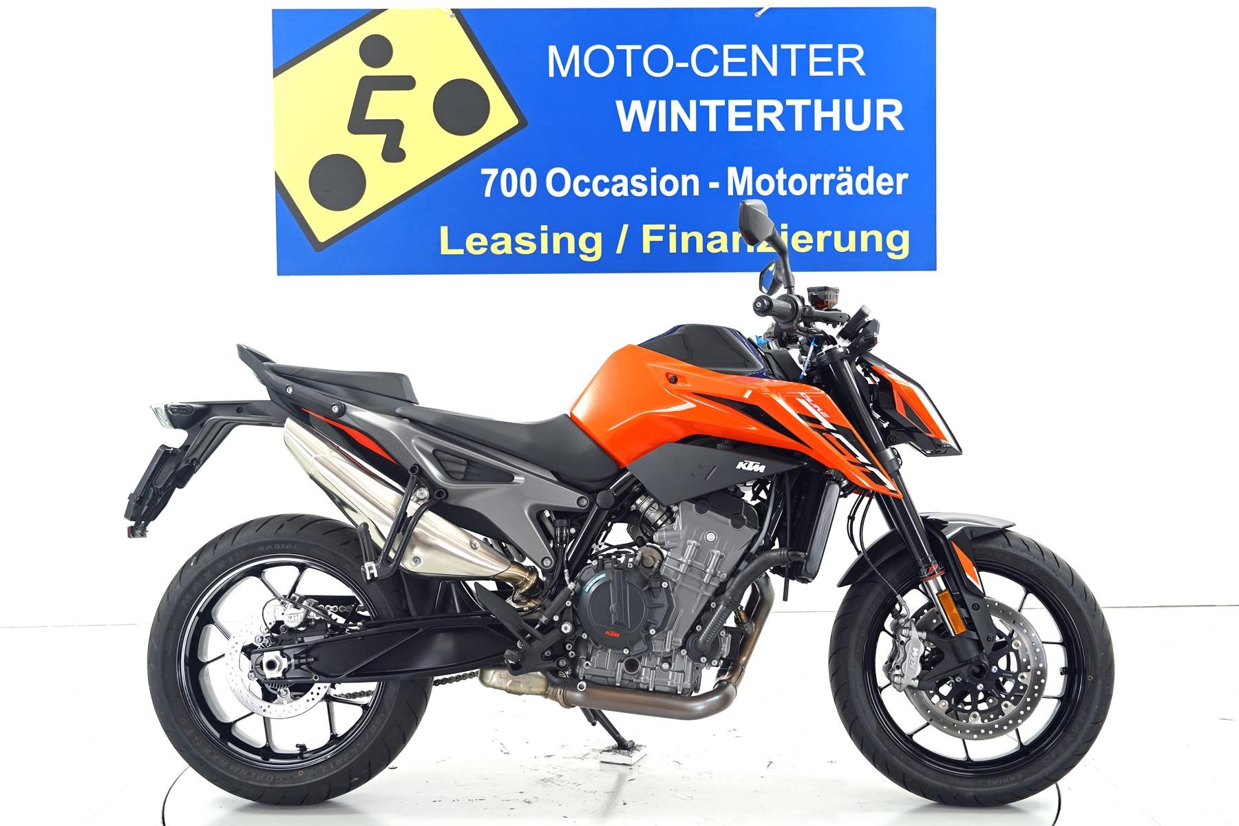 KTM 790 dUKE