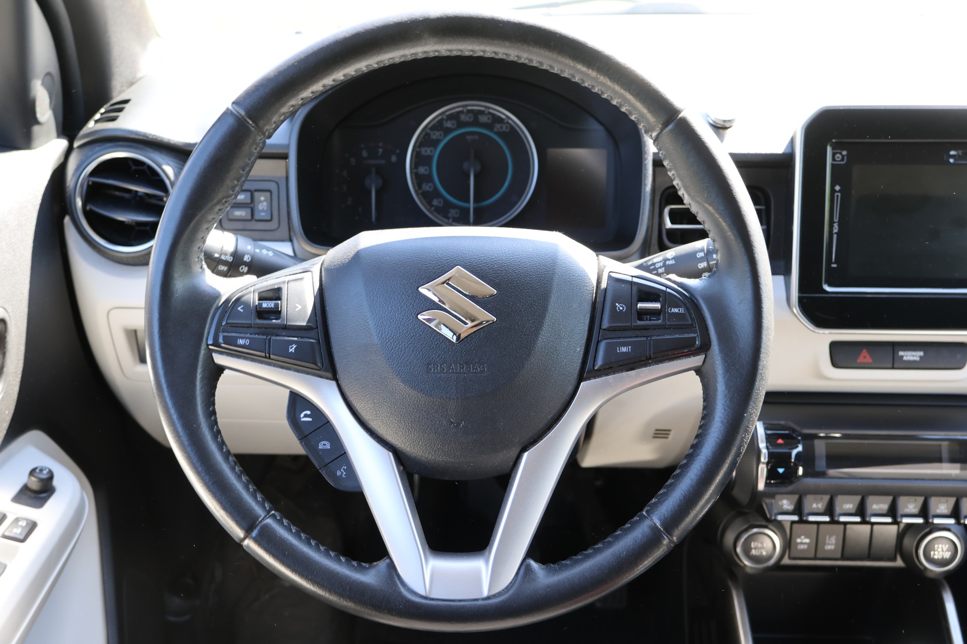 SUZUKI Ignis 1.2i Compact Top-image-5