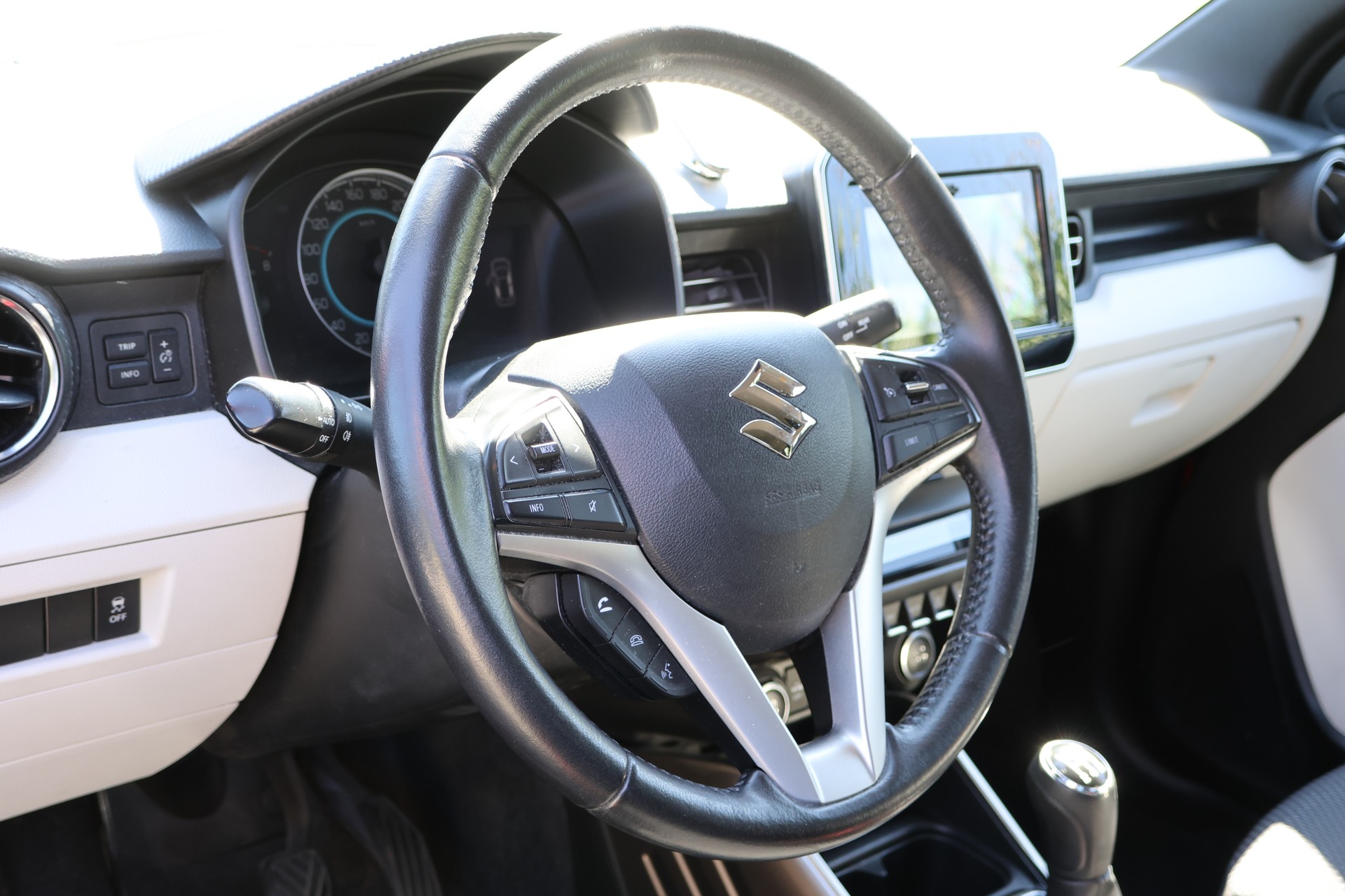 SUZUKI Ignis 1.2i Compact Top-image-4