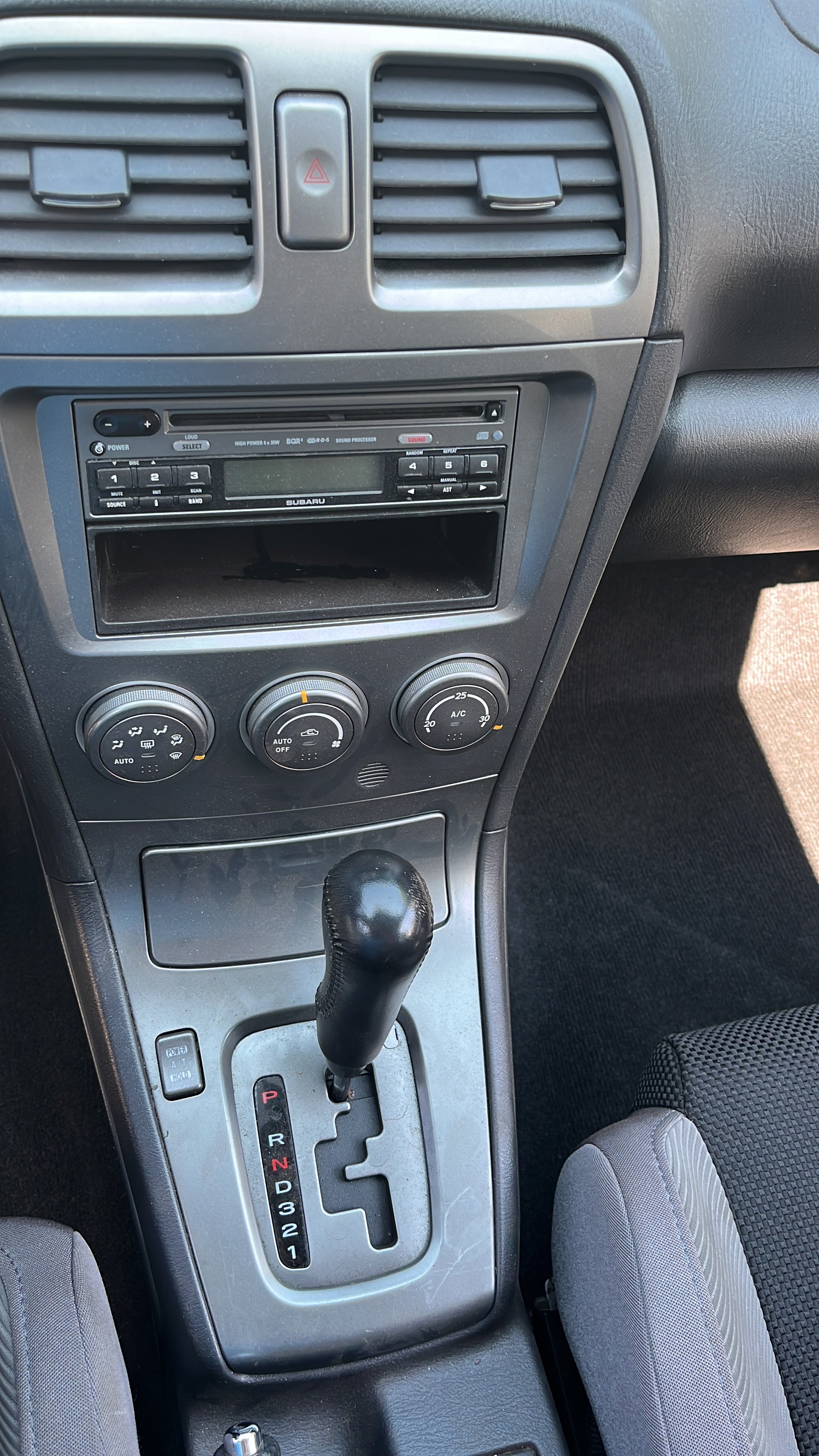 SUBARU Ab frisch MFK und frisch Servic Automat 2,0i-image-14