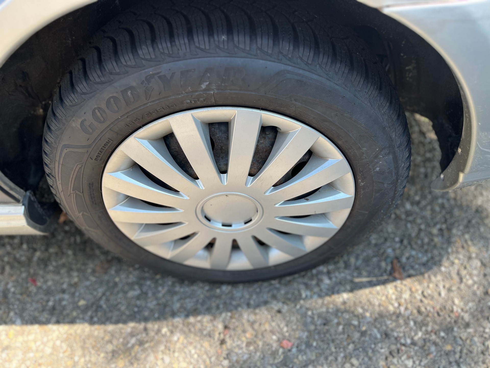 SUBARU Ab frisch MFK und frisch Servic Automat 2,0i-image-15