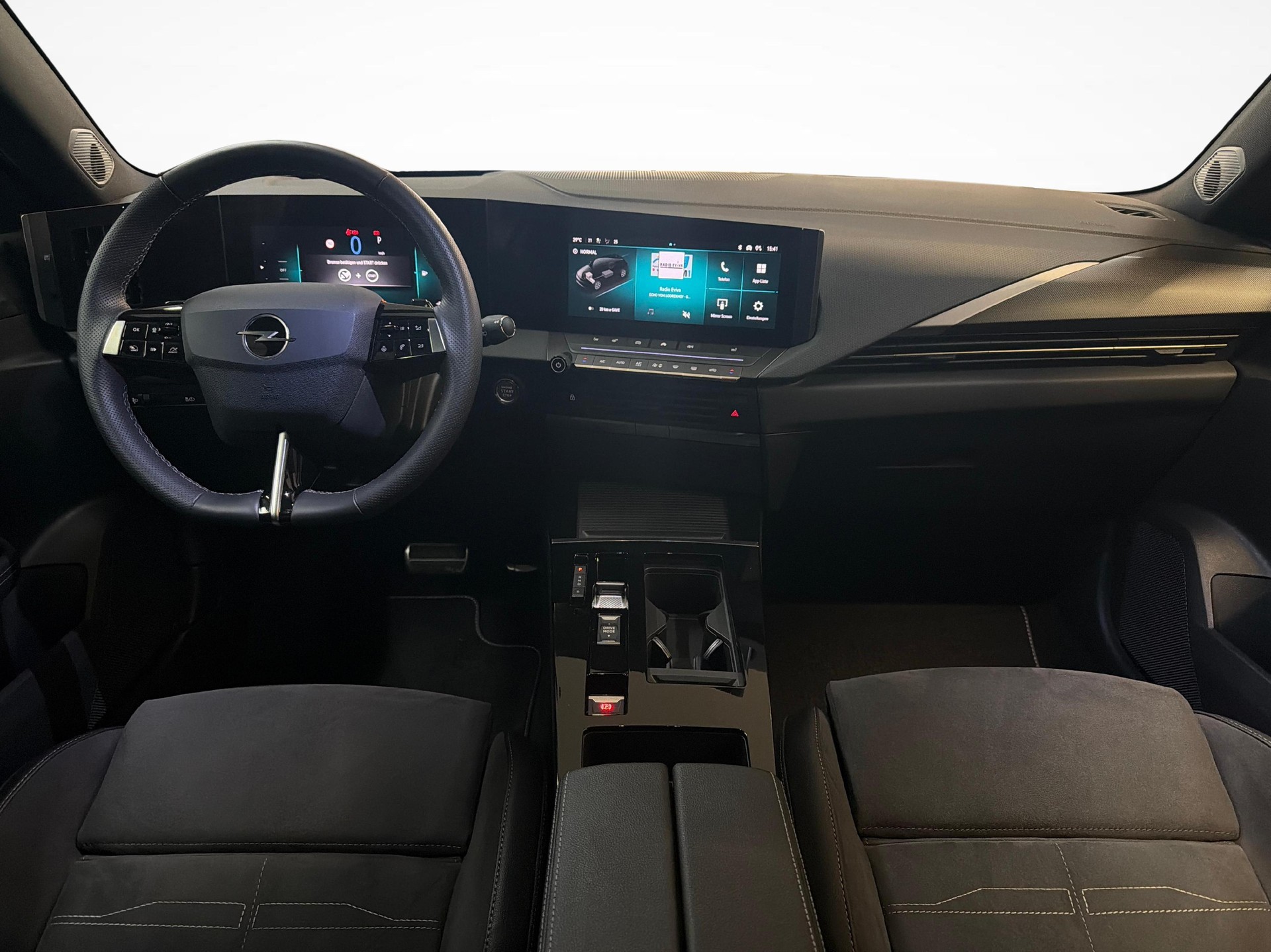 OPEL Astra 1.6 T PHEV 180 Swiss Premium-image-9