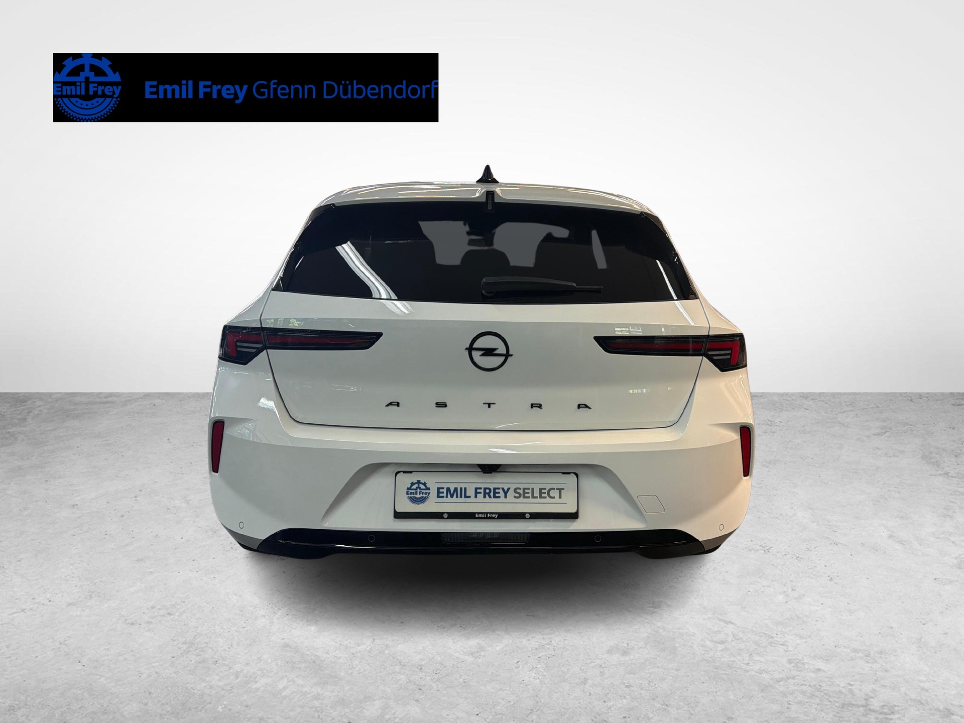OPEL Astra 1.6 T PHEV 180 Swiss Premium-image-4
