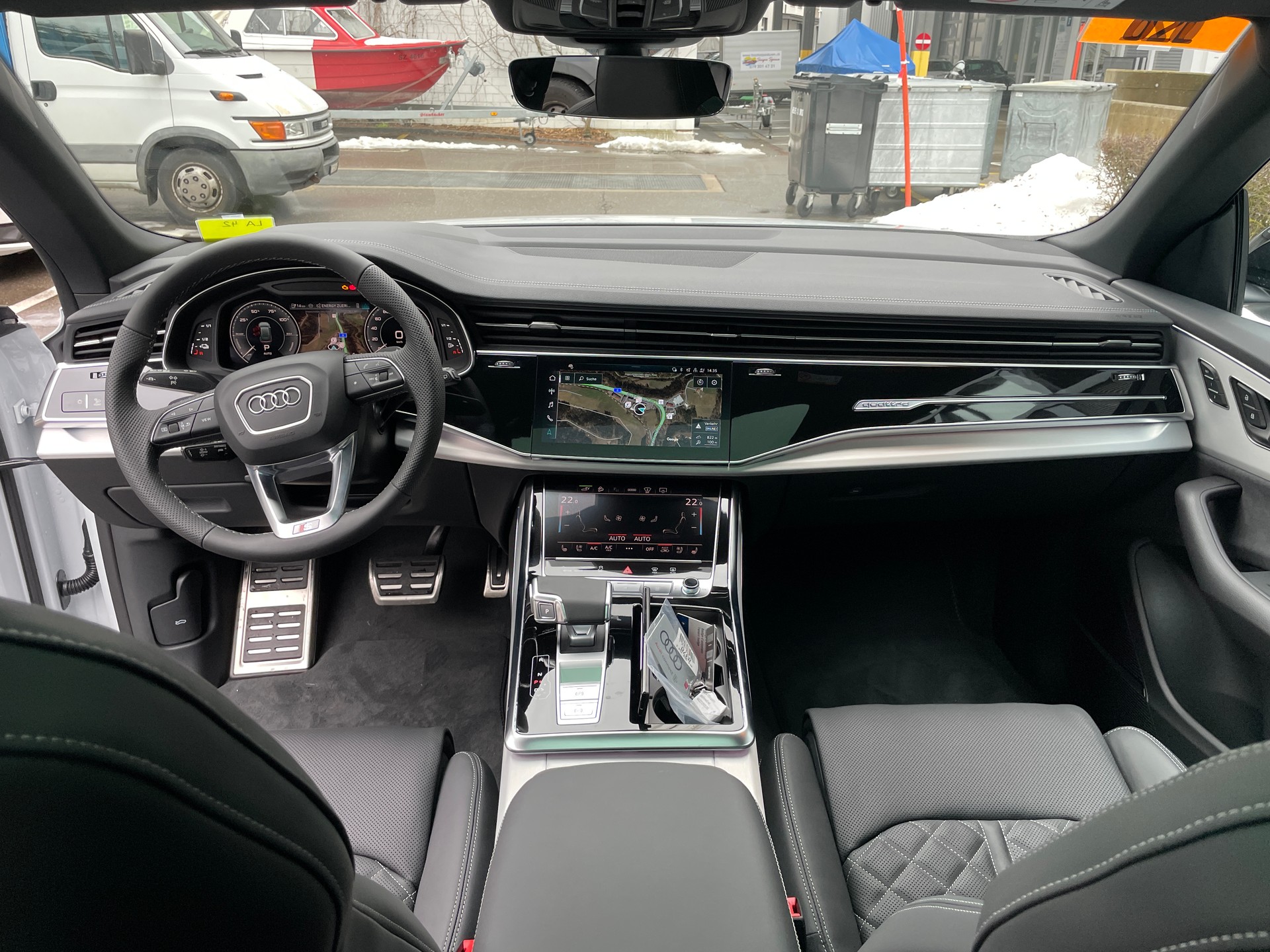 AUDI Q8 60 TFSI e quattro PHEV tiptronic-image-18