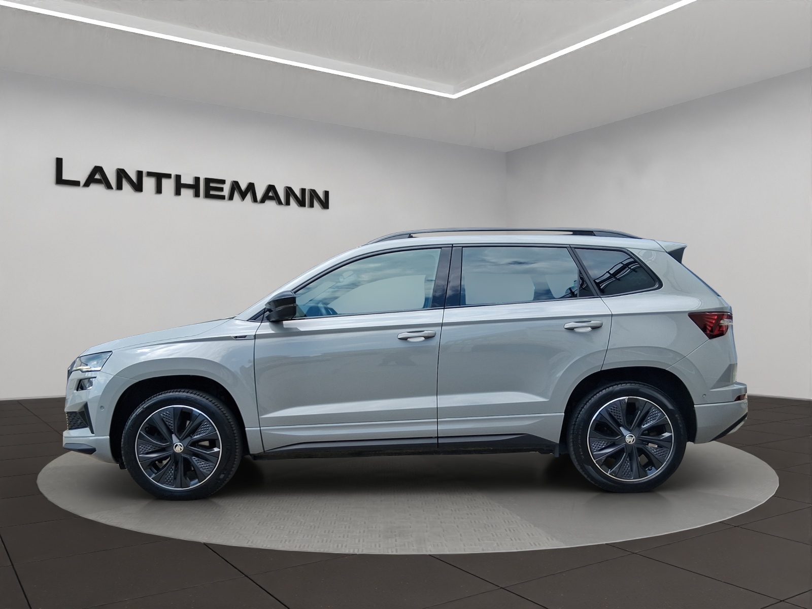 SKODA Karoq 1.5 TSI ACT SportLine DSG-image-1