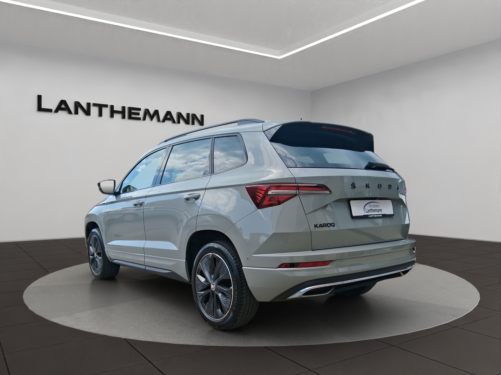 SKODA Karoq 1.5 TSI ACT SportLine DSG-image-2