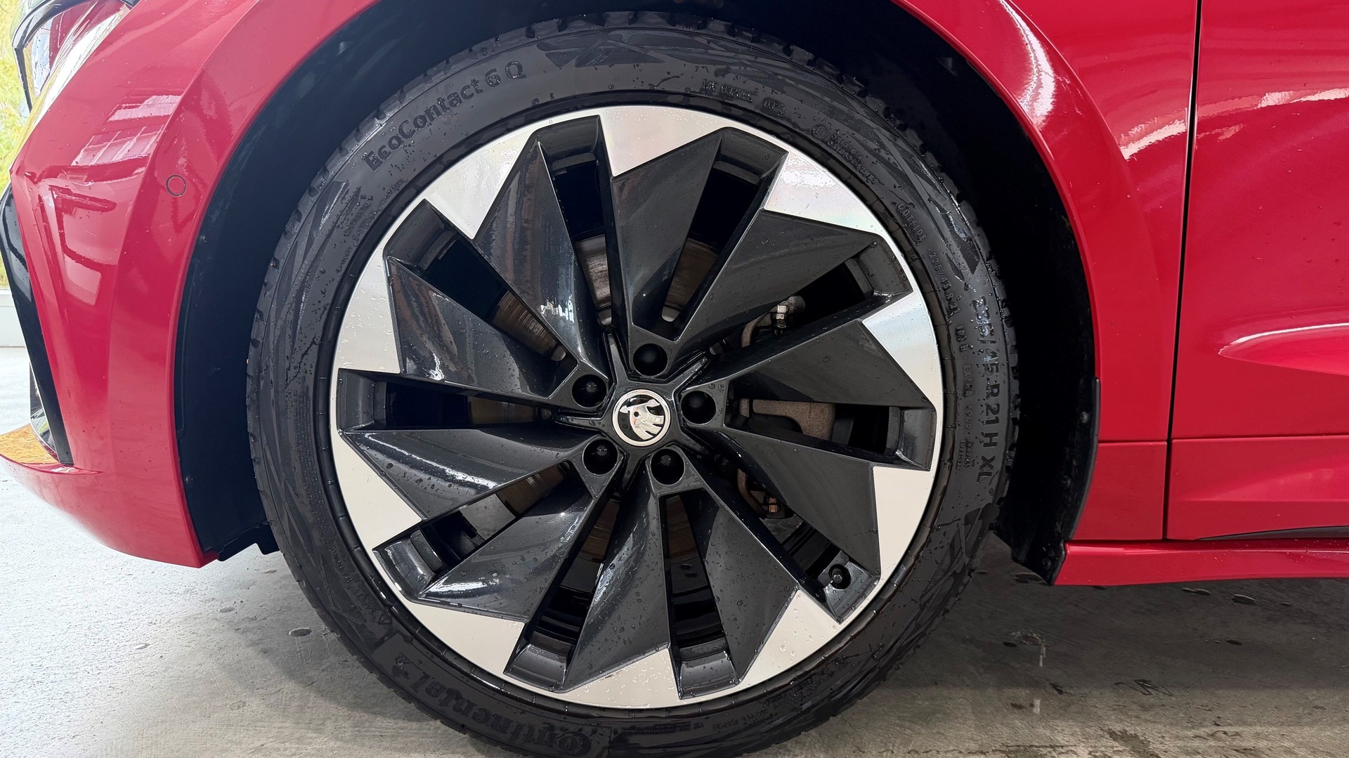 SKODA Enyaq iV 80x SportLine-image-8