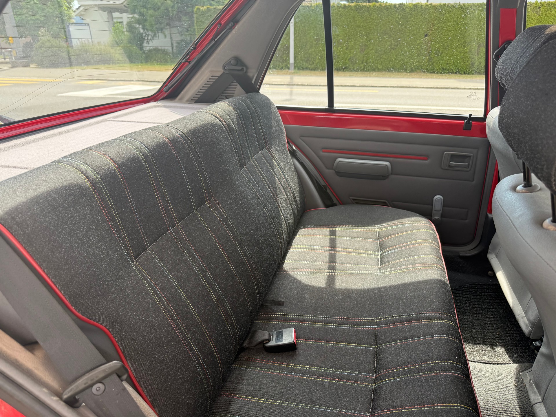 PEUGEOT 205 1.1 Look-image-7