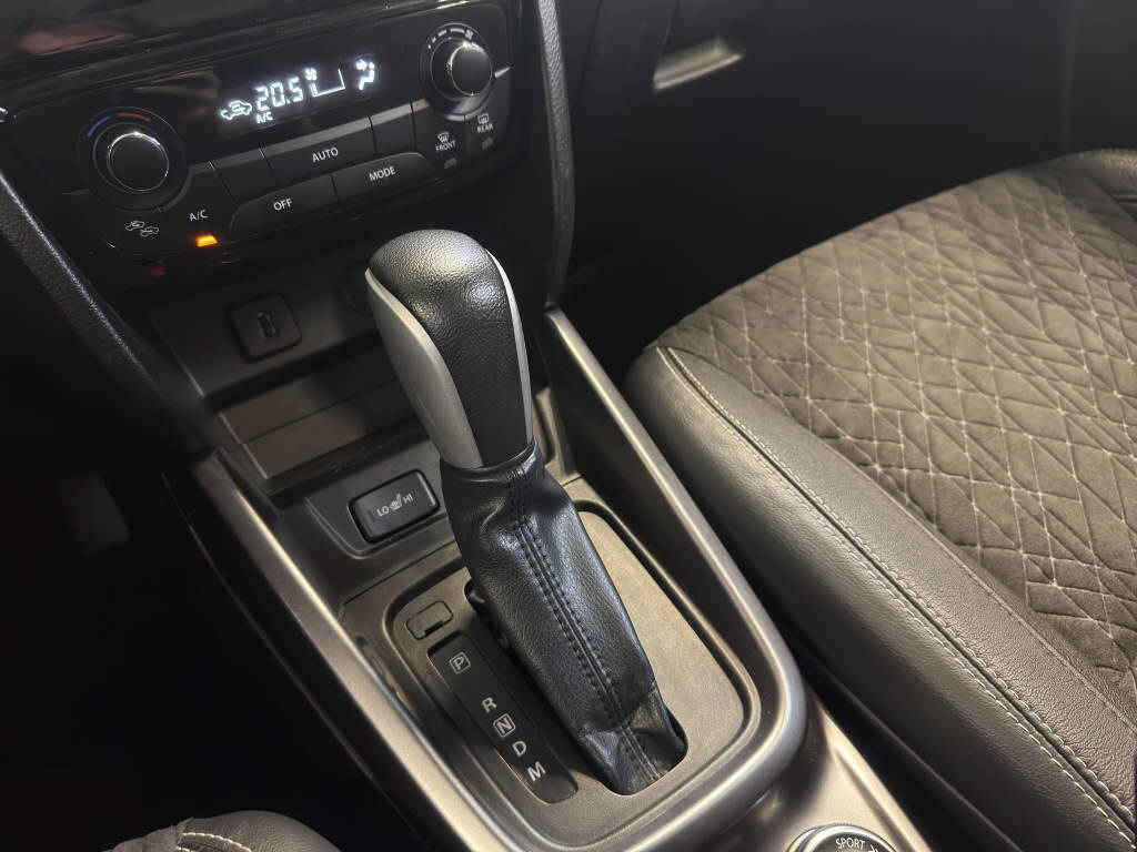 SUZUKI Vitara 1.4 T Compact+ Hybrid 4-image-15