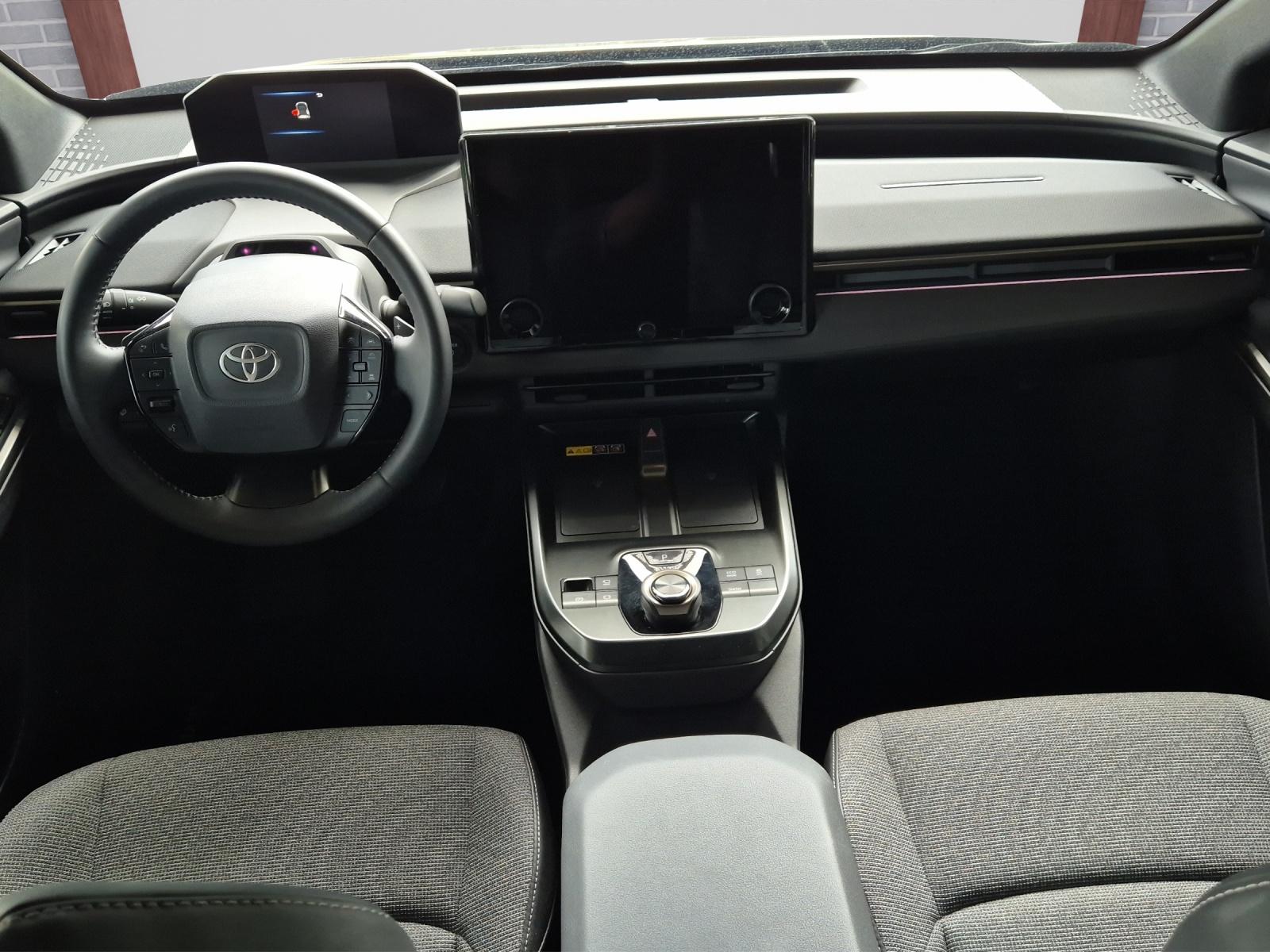 TOYOTA bZ4X Style inkl. Winterräder und Gratisservice 4 Jahre / 60000 Km ab 1. IV-image-7