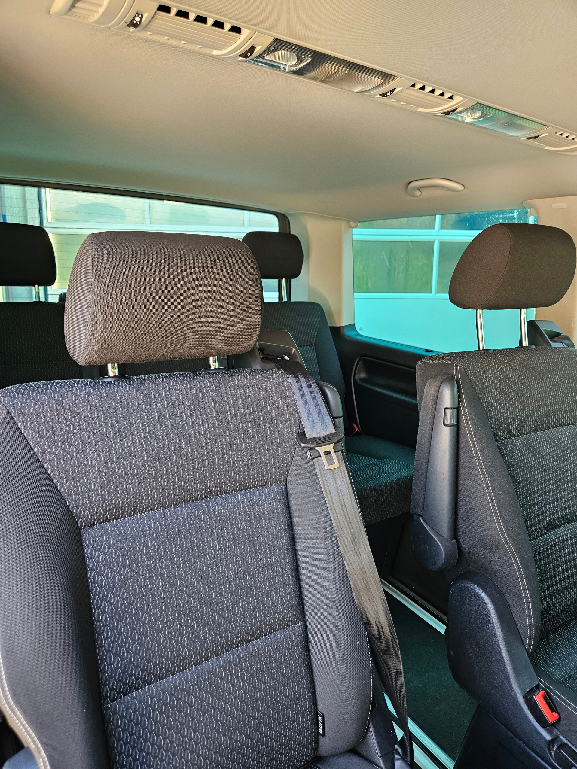 VW T6 Multivan 2.0 TDI Liberty 4Motion DSG-image-13