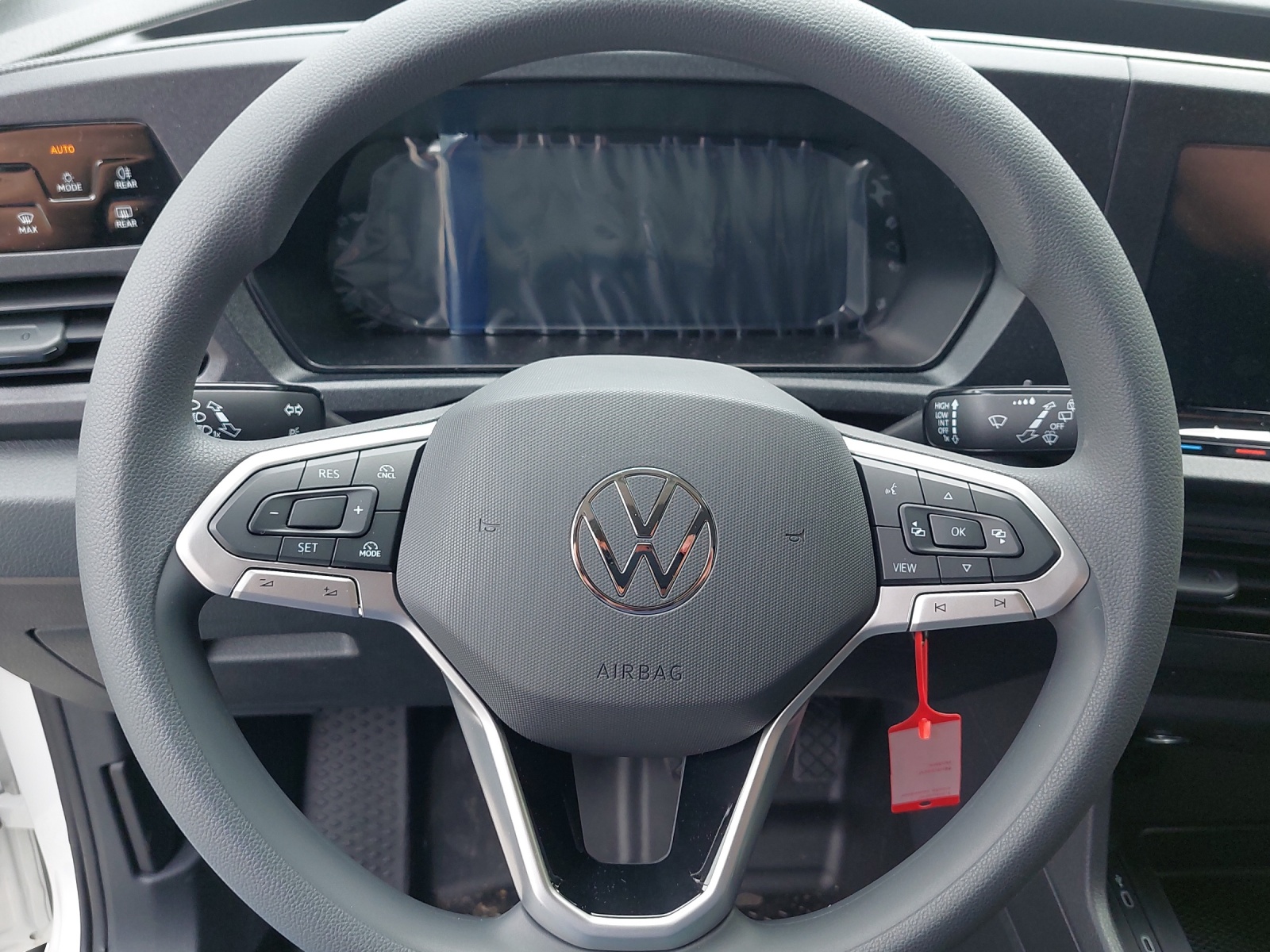VW Caddy Cargo 2.0TDI 4Motion-image-8