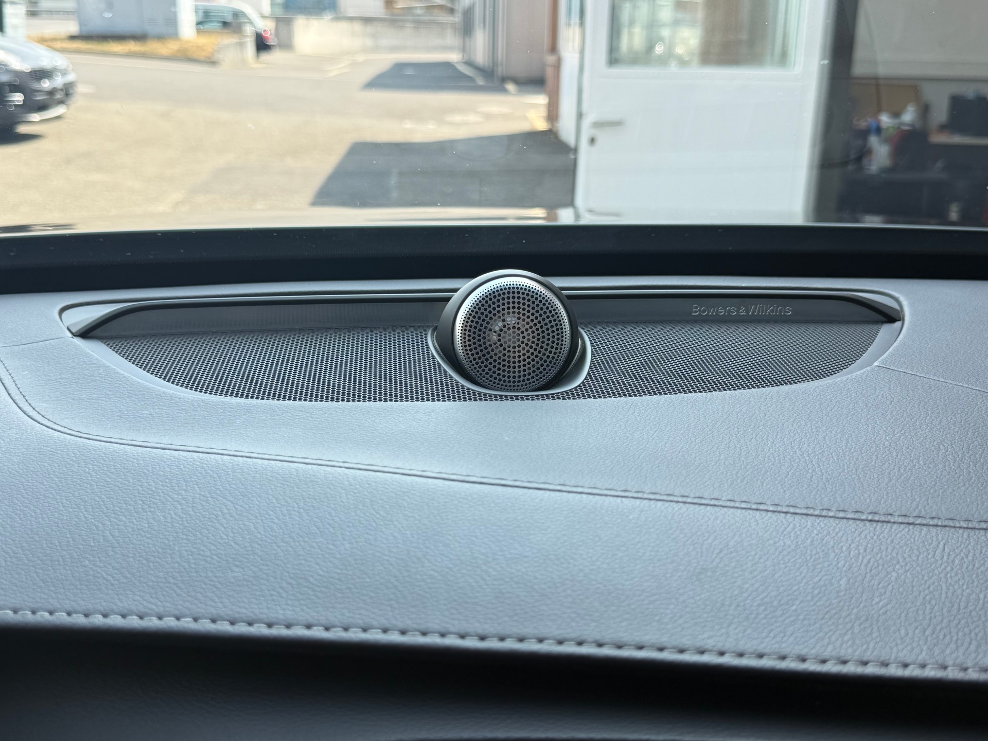 VOLVO XC90 T8 eAWD Inscription Geartronic-image-6