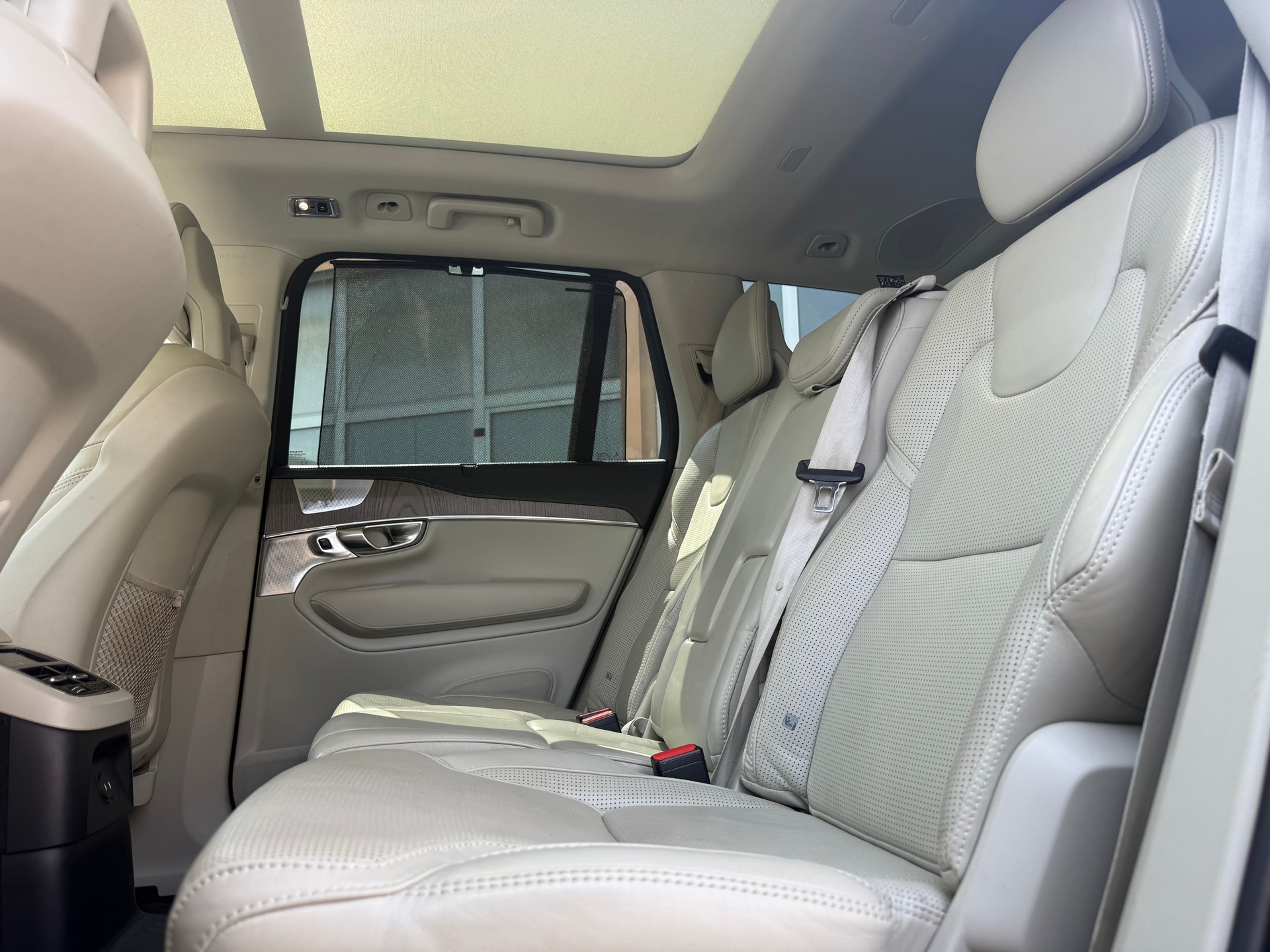 VOLVO XC90 T8 eAWD Inscription Geartronic-image-9