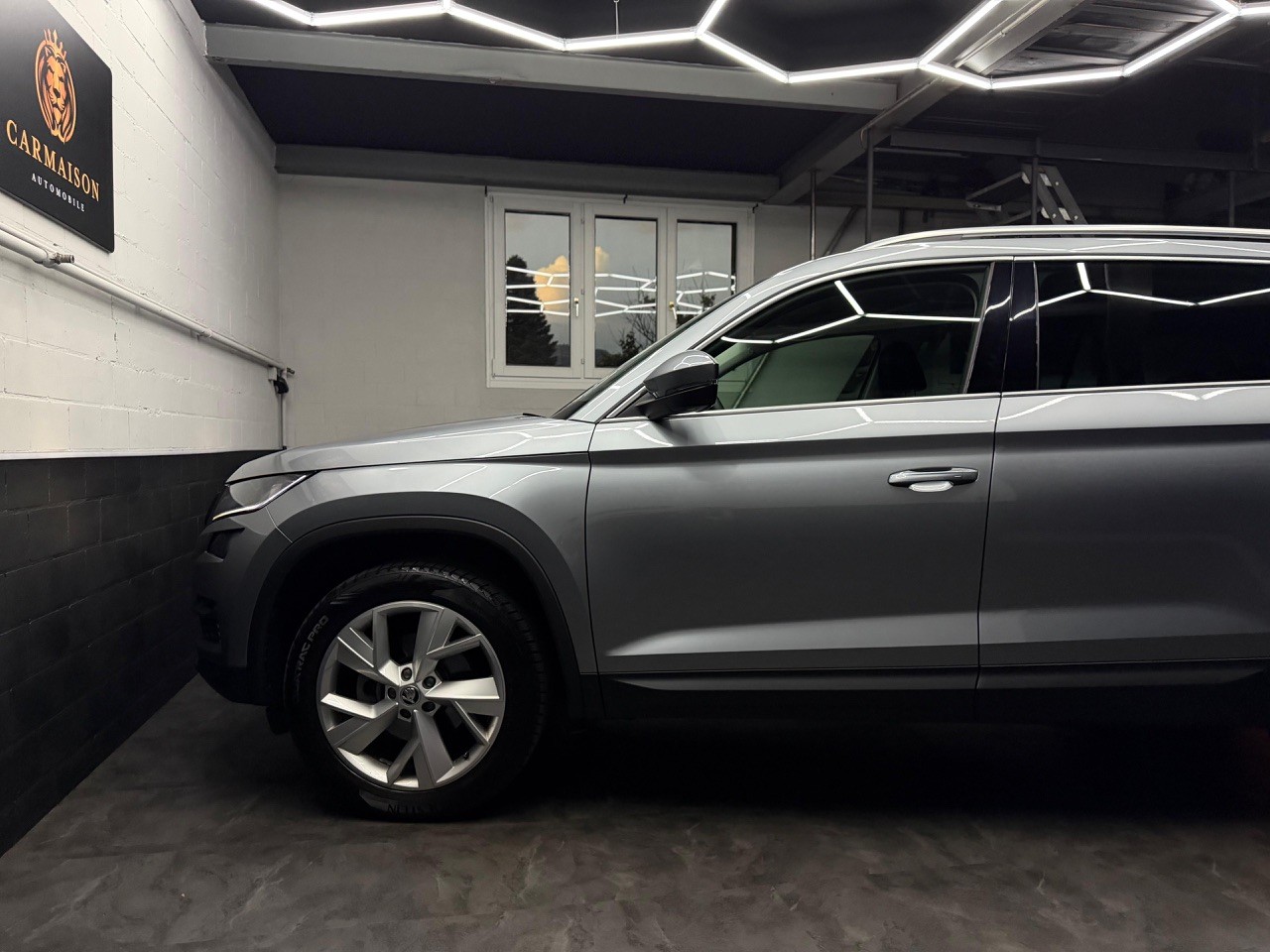 SKODA Kodiaq 1.5 TSI ACT Ambition | AHK 1.8T | Rückfahrkamera-image-9