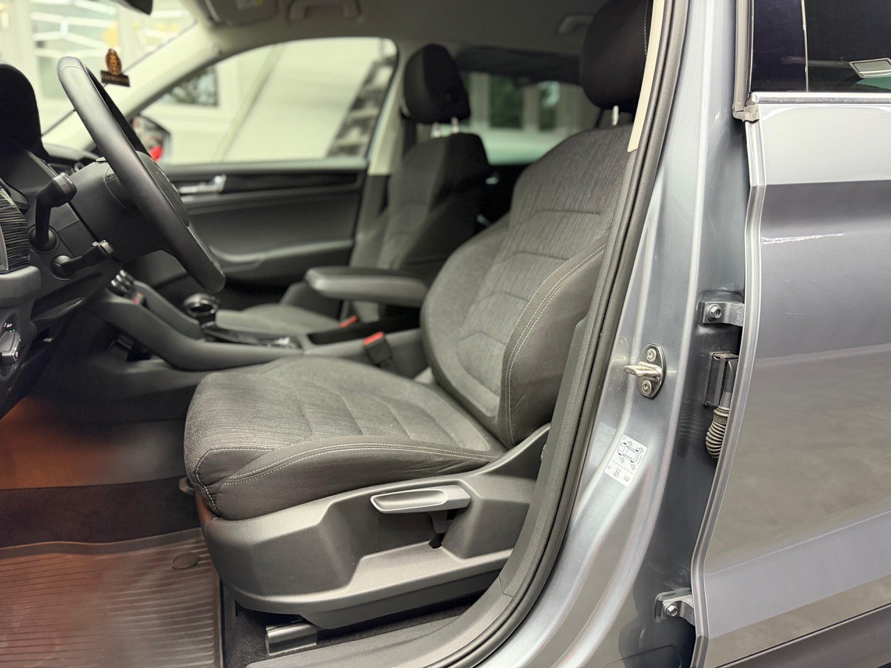 SKODA Kodiaq 1.5 TSI ACT Ambition | AHK 1.8T | Rückfahrkamera-image-12
