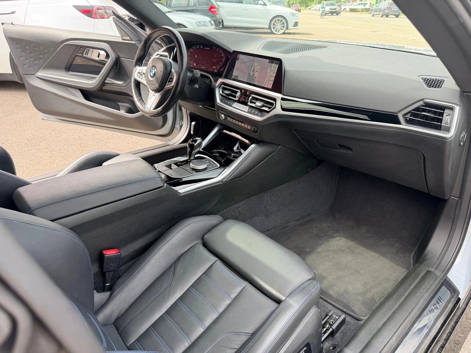 BMW M240i xDrive Steptronic-image-8